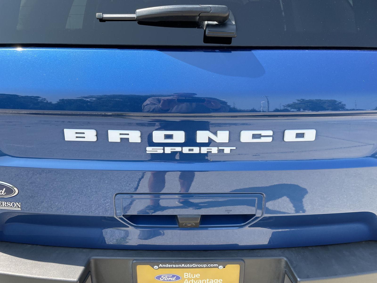 Vehicle photo 36