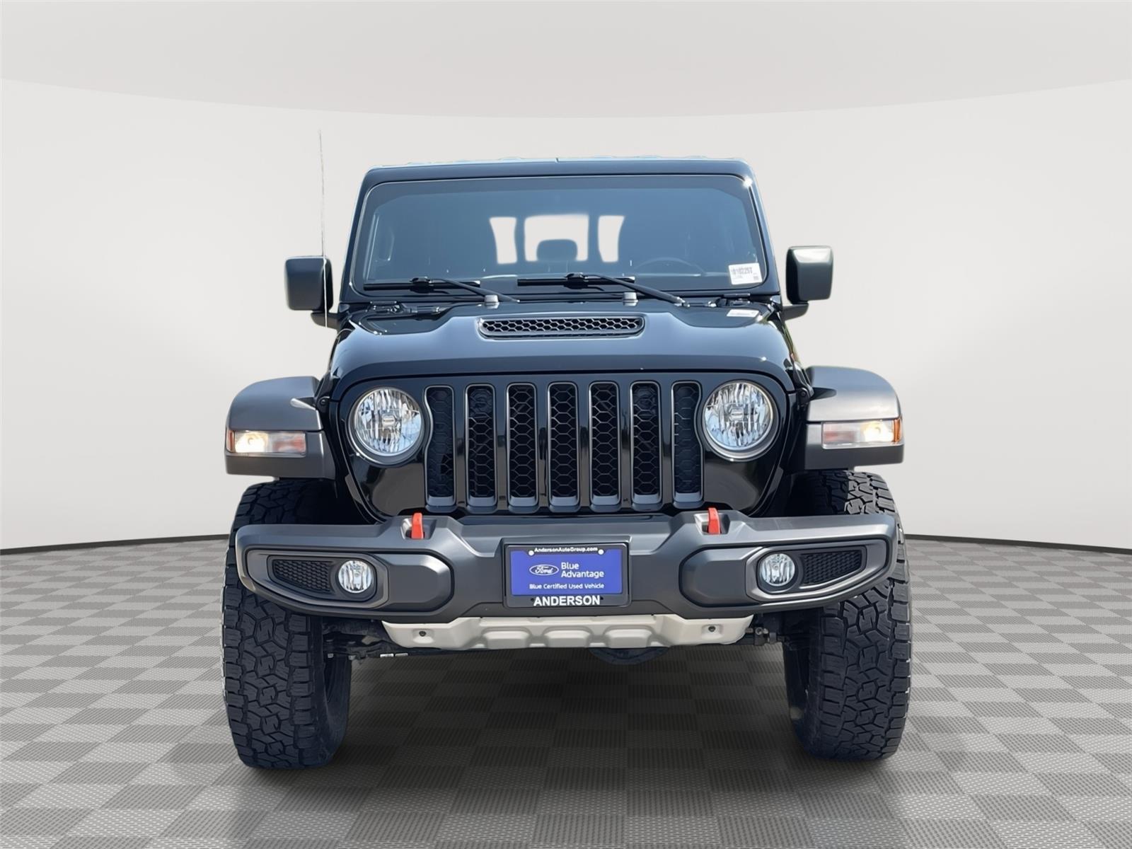 Vehicle photo 4