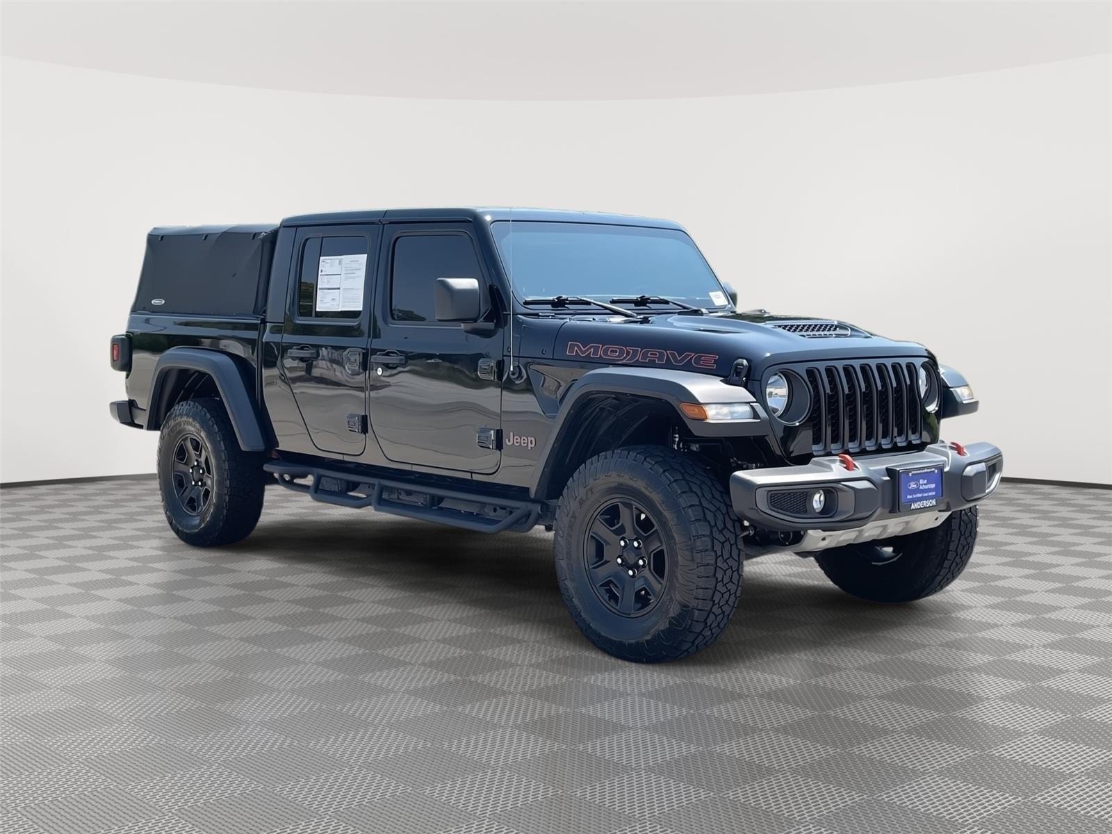 Vehicle photo 5