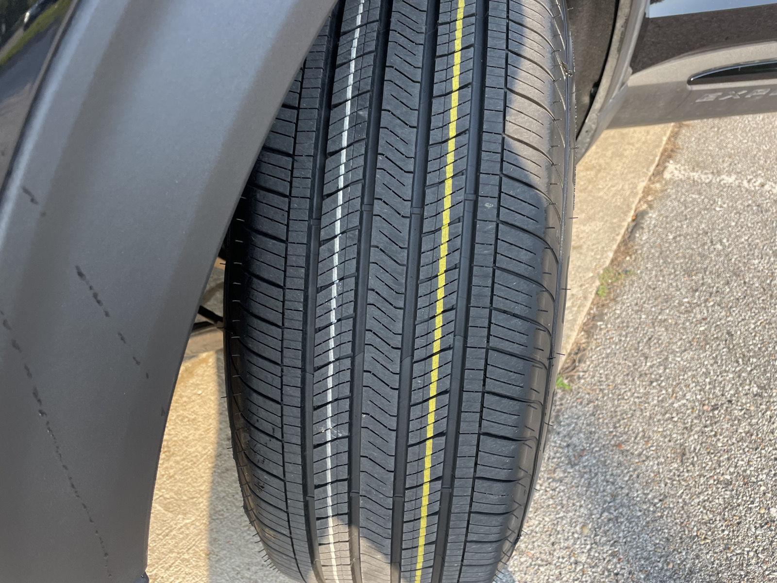 Vehicle photo 11
