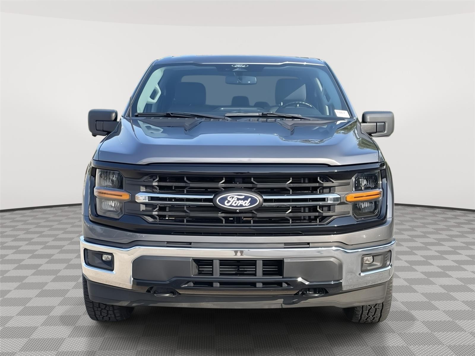 Vehicle photo 4