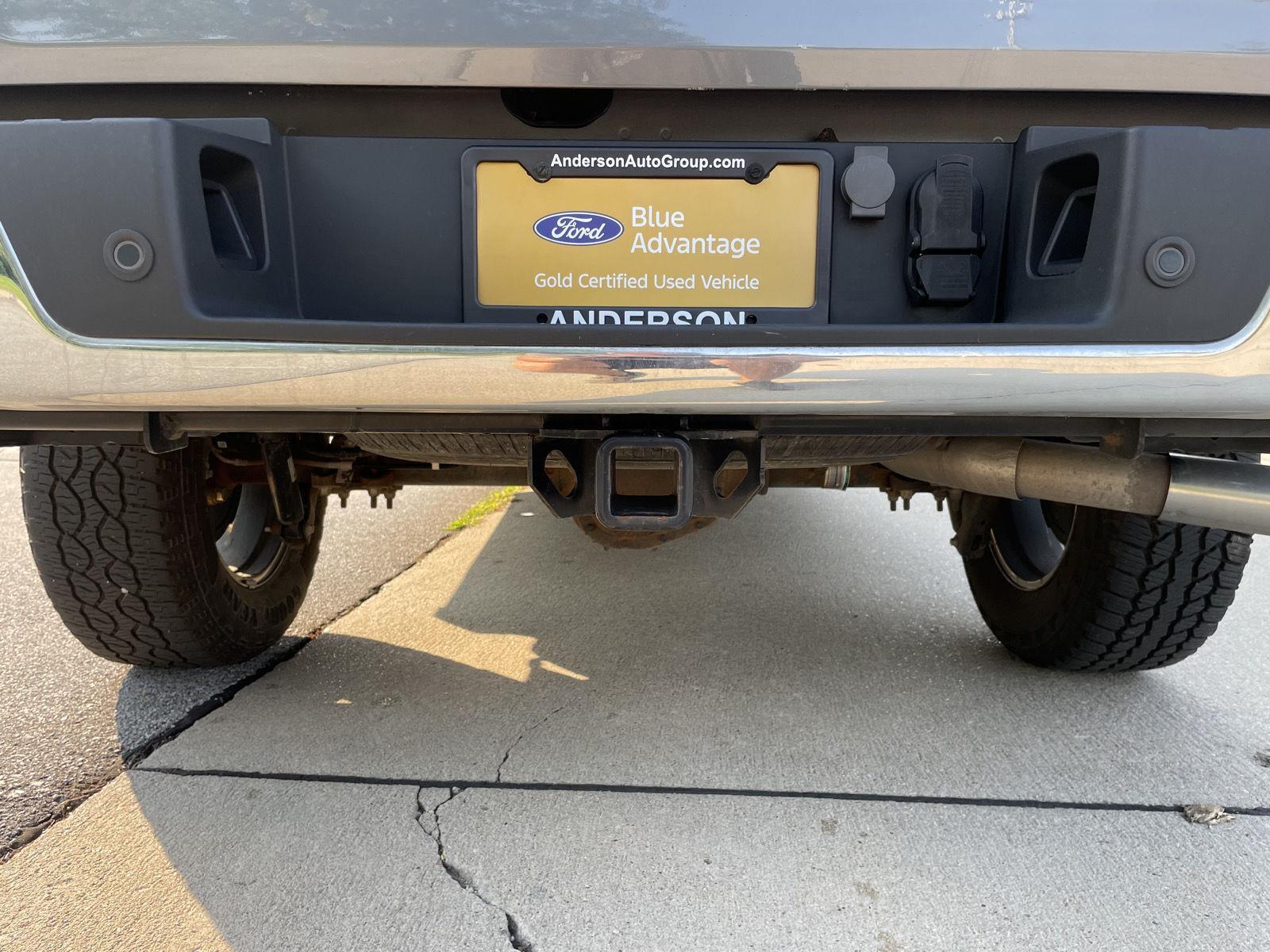 Vehicle photo 34