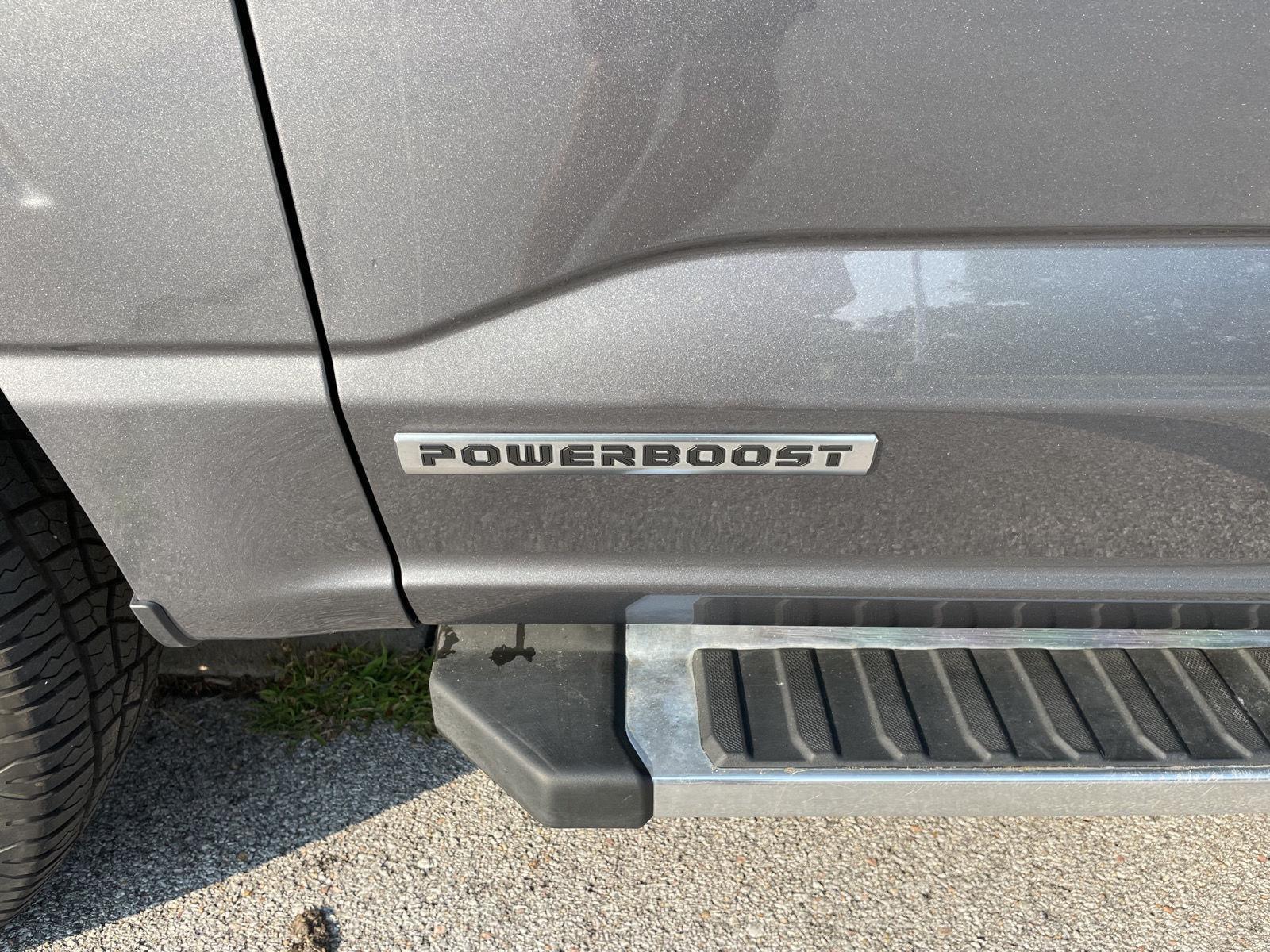 Vehicle photo 36