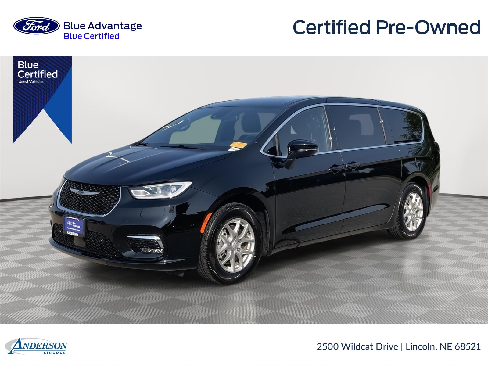 Diamond Black Crystal Pearlcoat 2026 Chrysler Pacifica Minivan Front-Wheel Drive 9-Speed Automatic