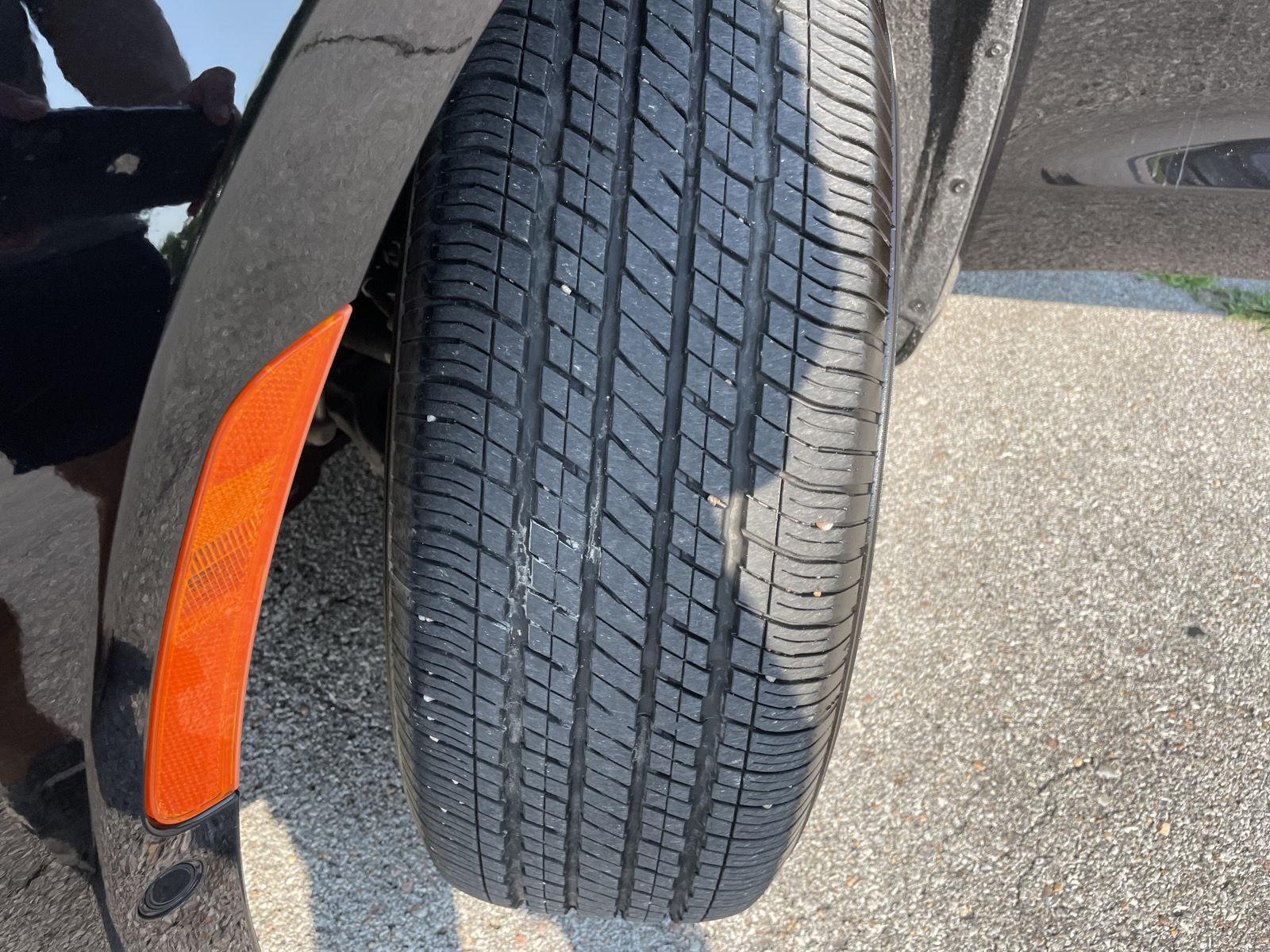 Vehicle photo 11
