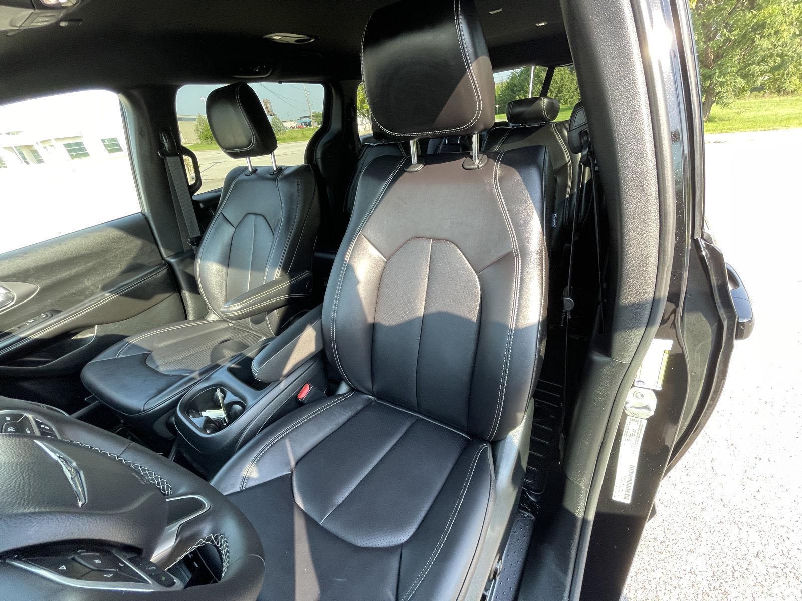 Vehicle photo 18