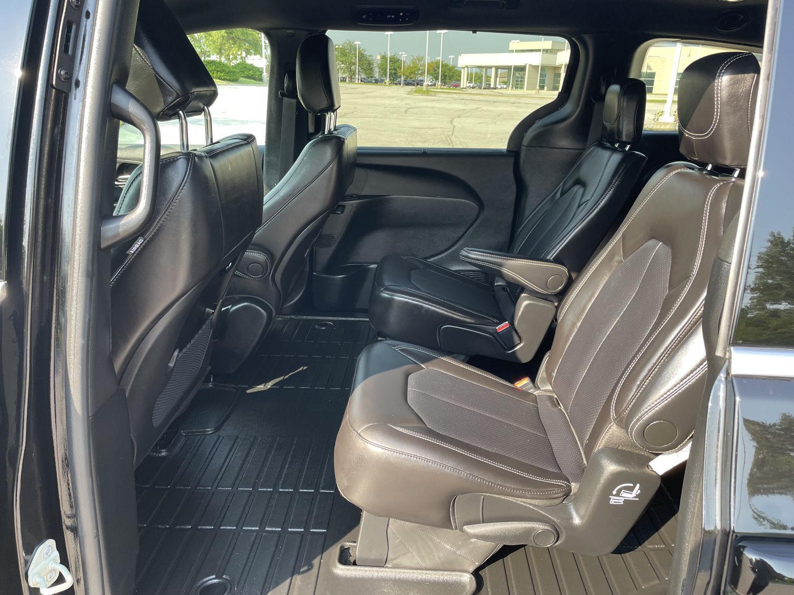 Vehicle photo 20