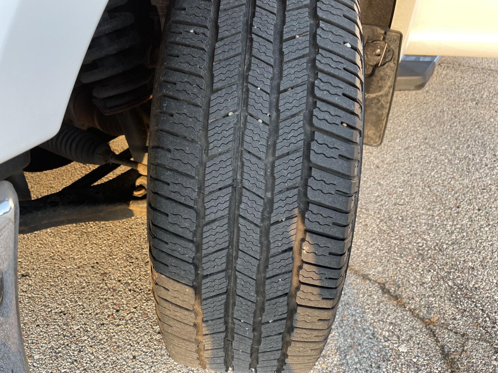 Vehicle photo 11
