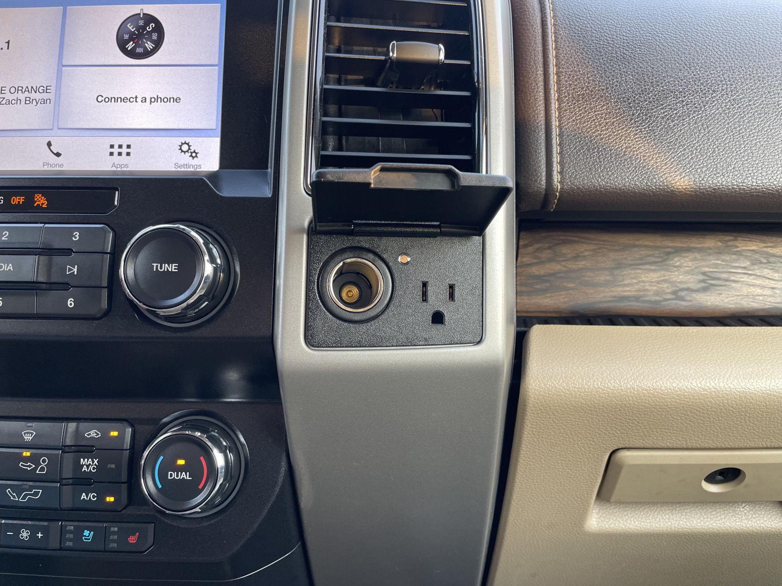 Vehicle photo 32