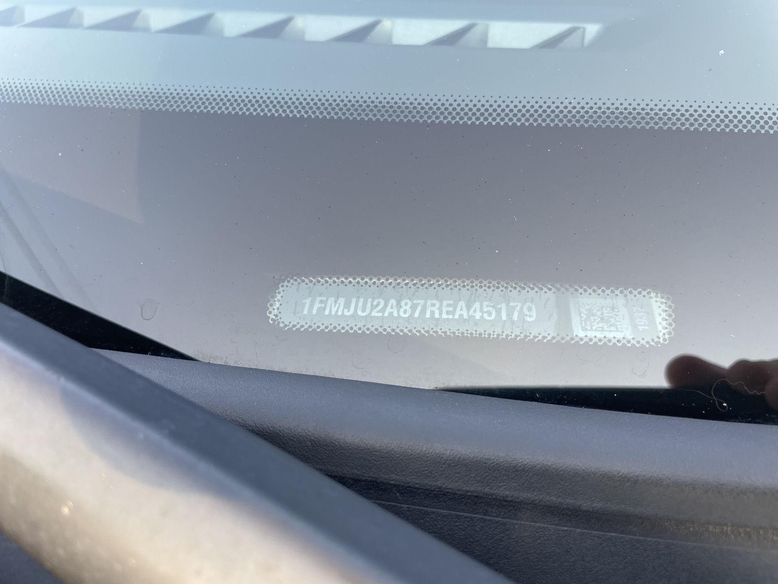 Vehicle photo 36