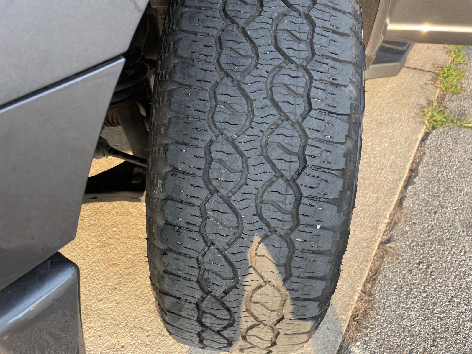 Vehicle photo 11