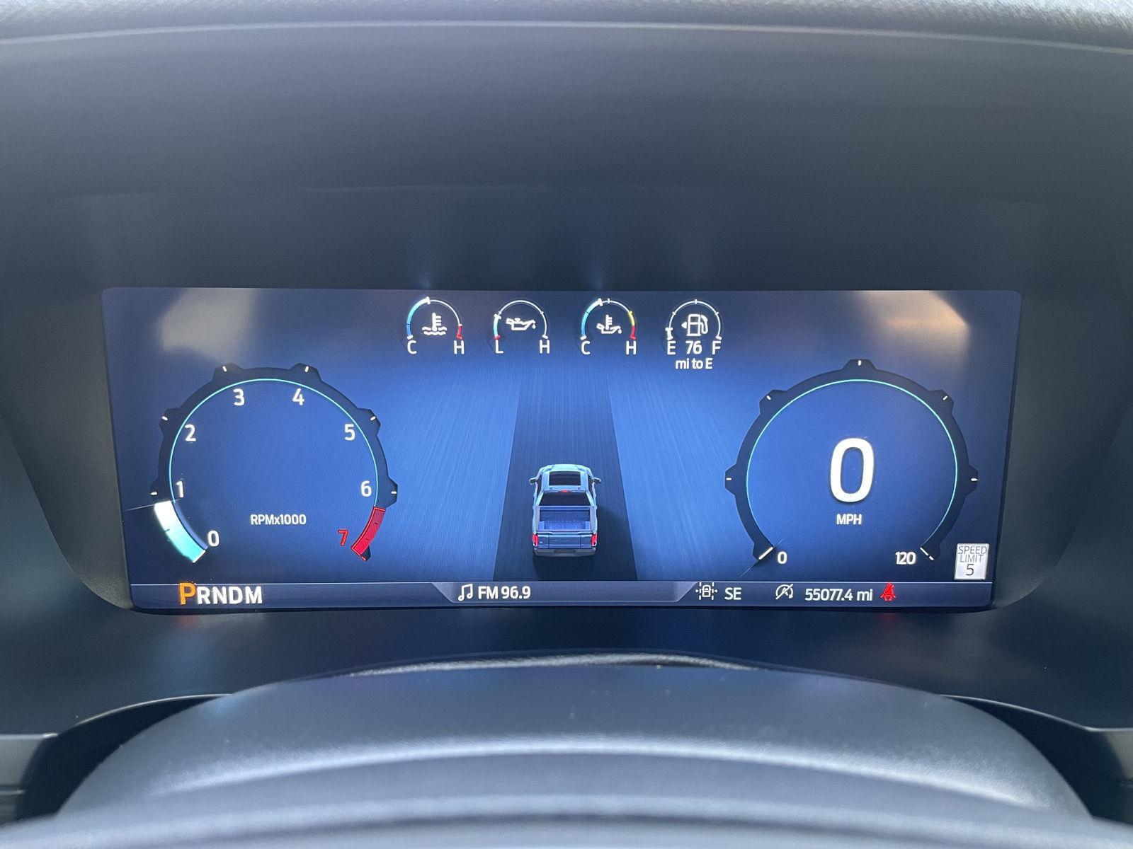 Vehicle photo 15