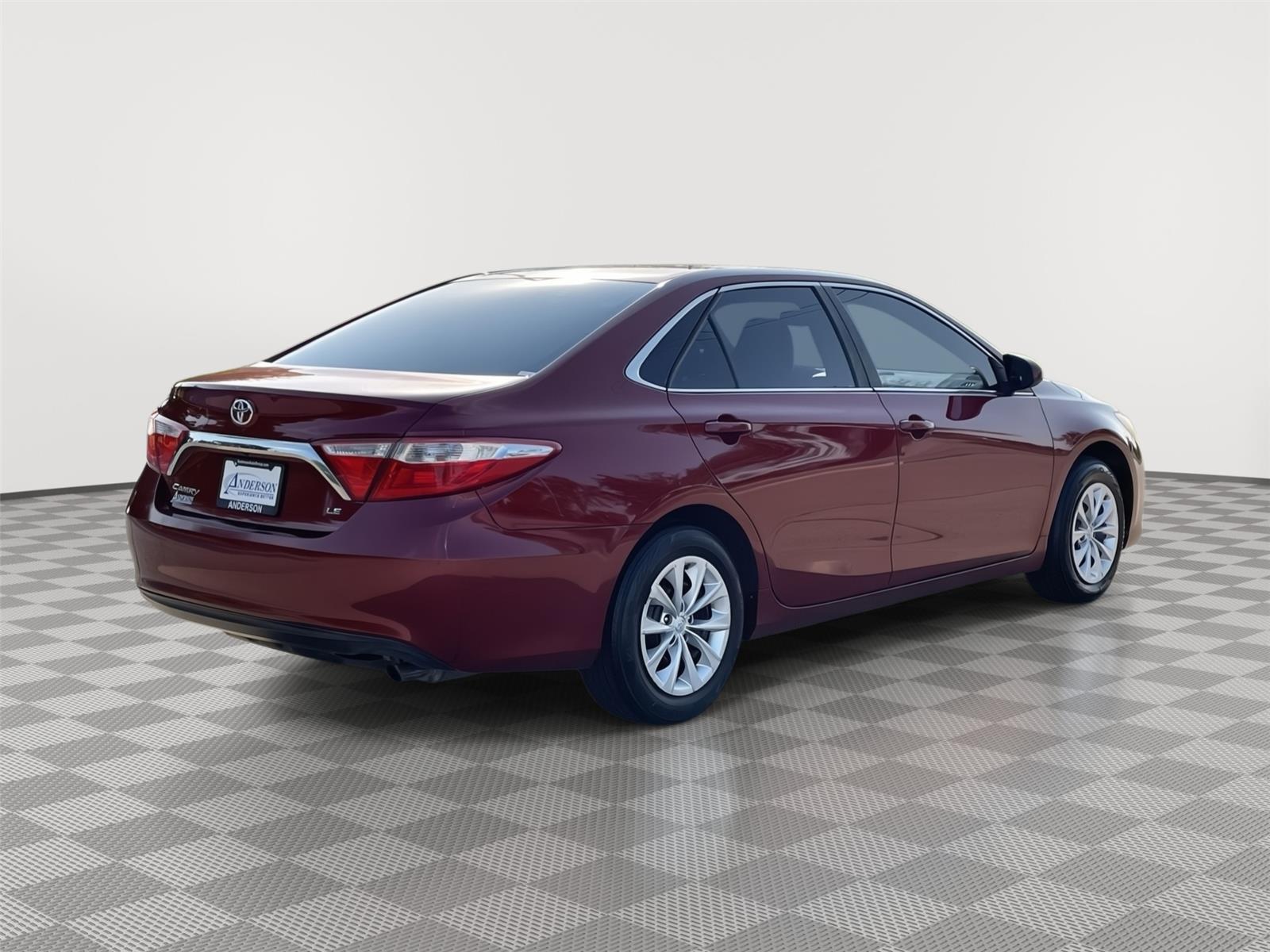 Vehicle photo 7