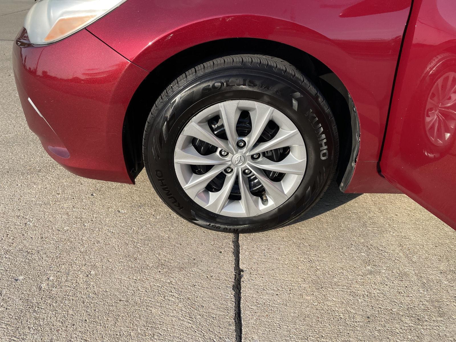 Vehicle photo 10