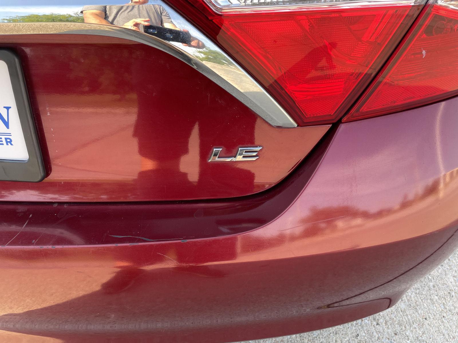 Vehicle photo 35