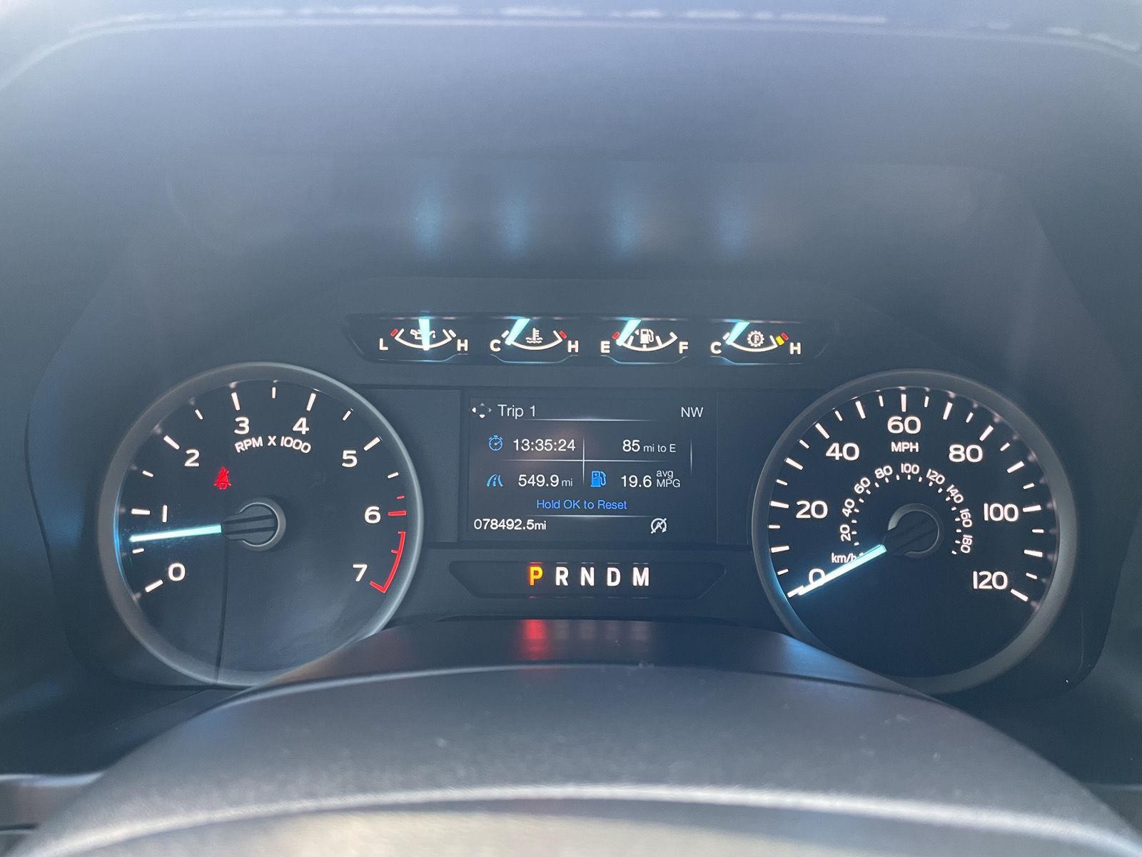 Vehicle photo 15