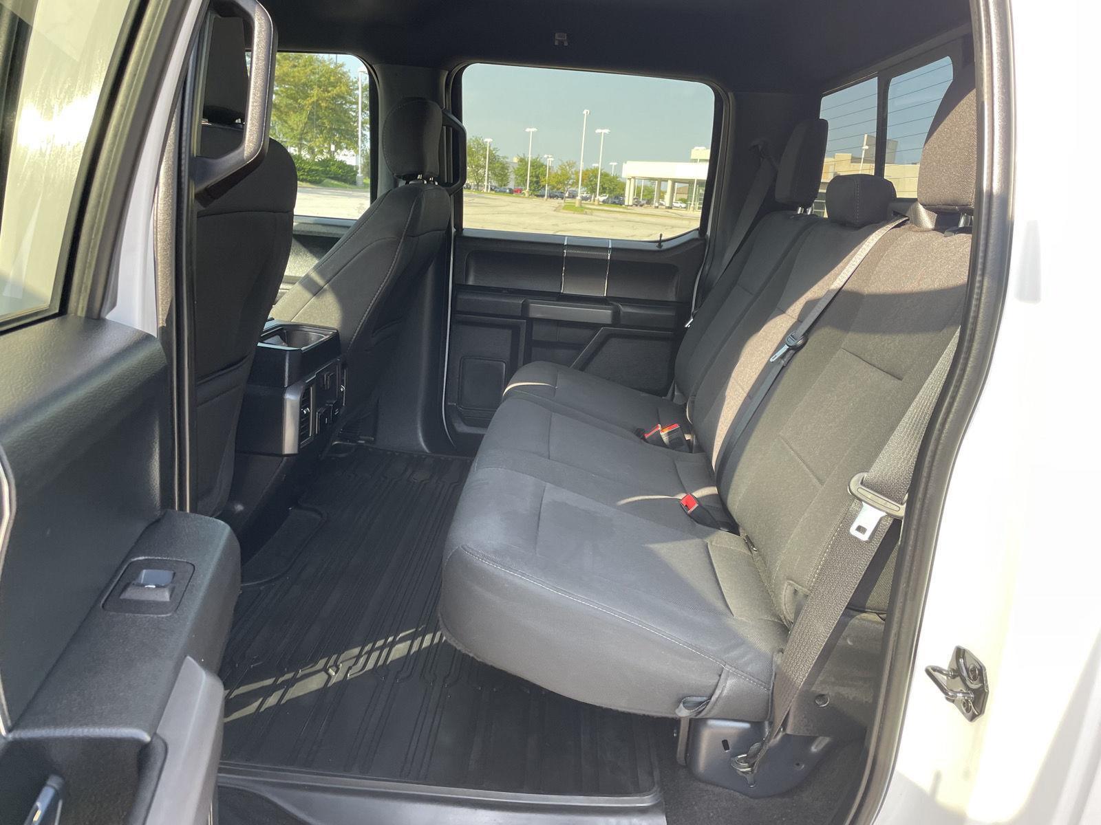Vehicle photo 20