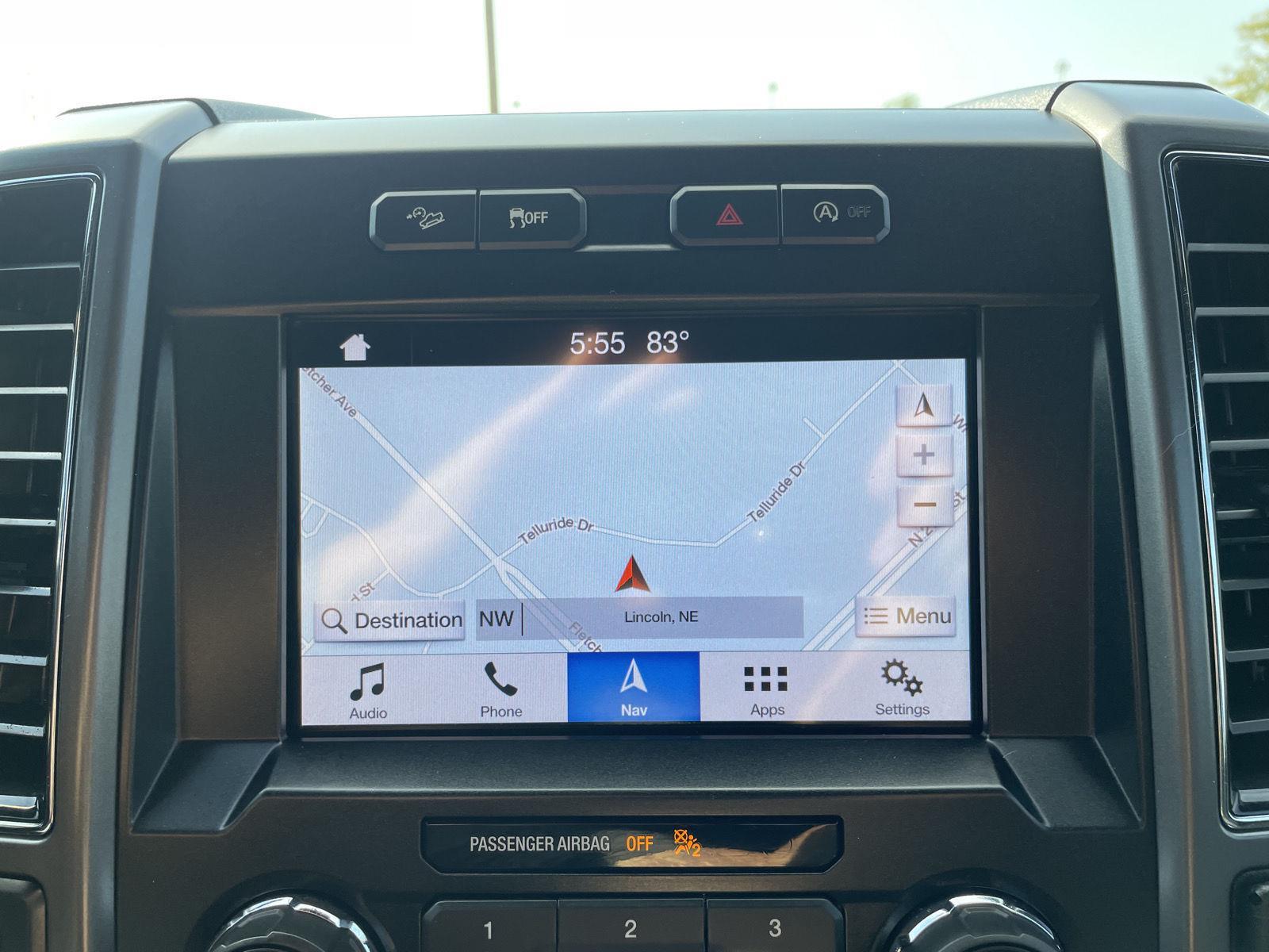 Vehicle photo 24