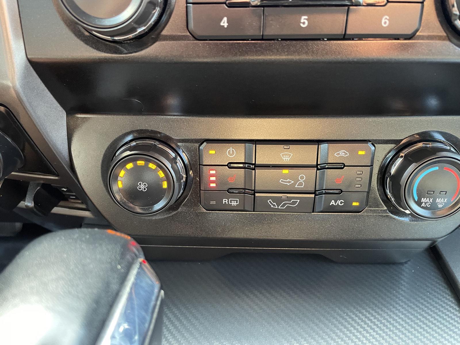 Vehicle photo 27