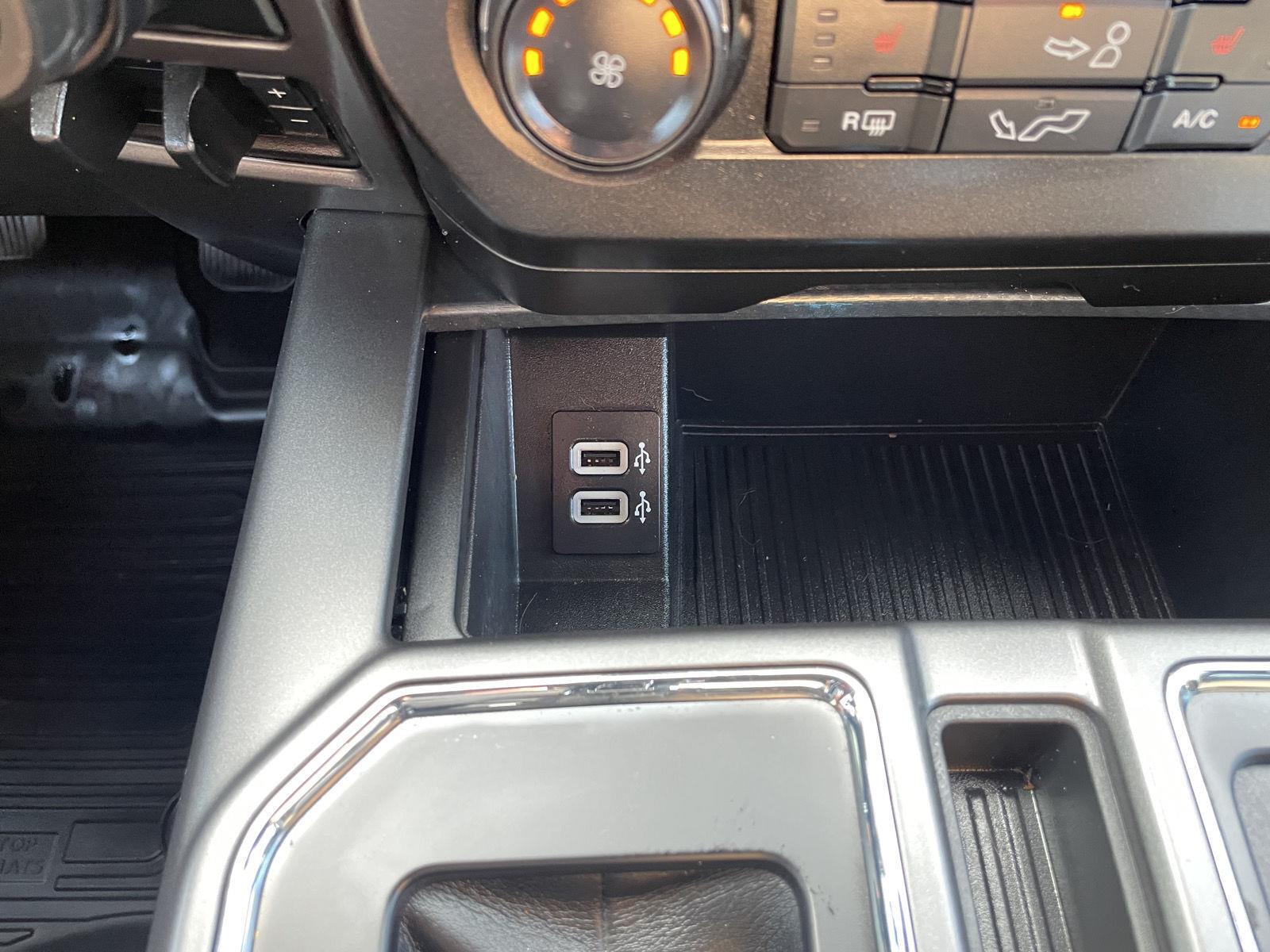 Vehicle photo 28