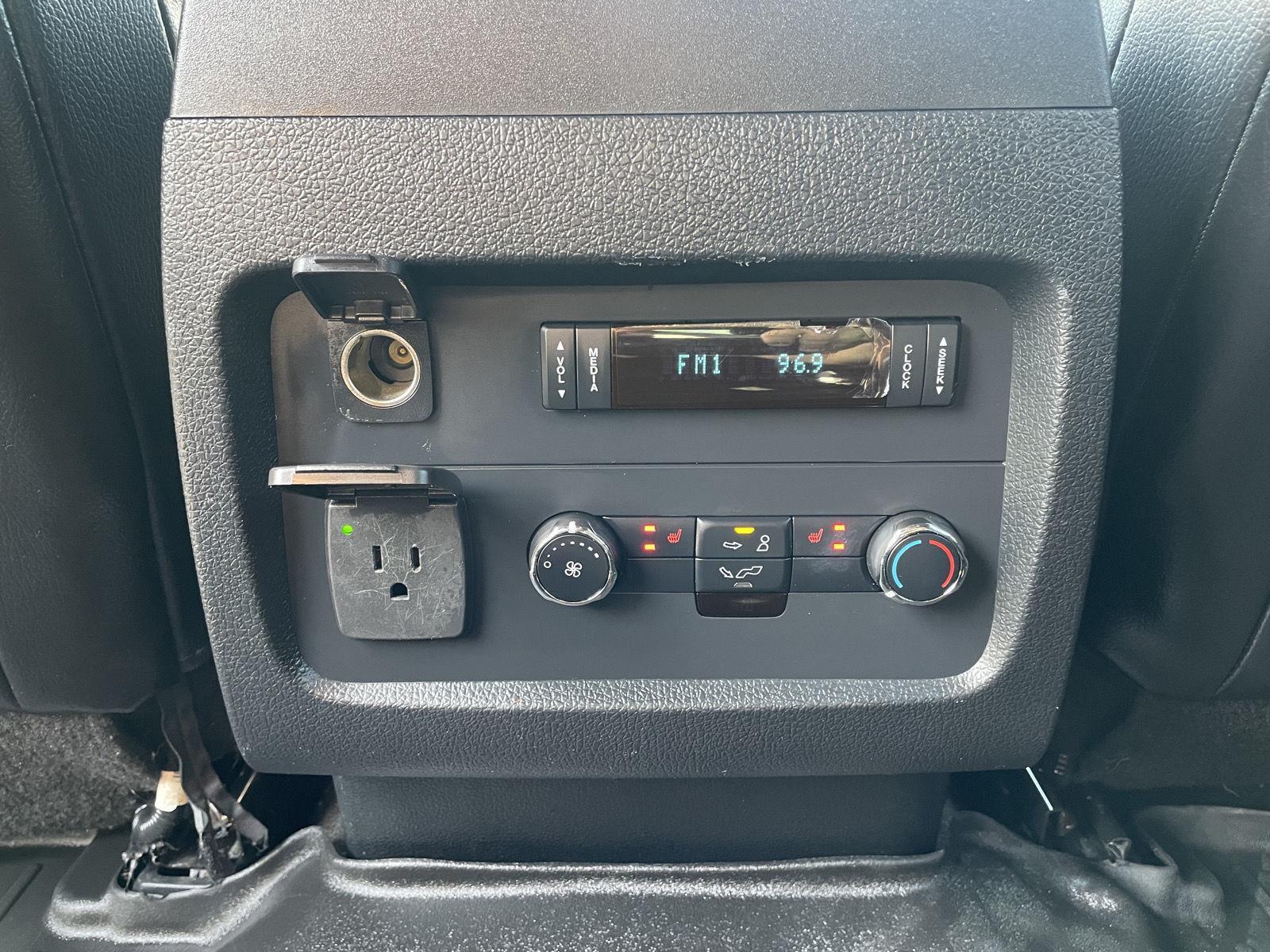 Vehicle photo 20