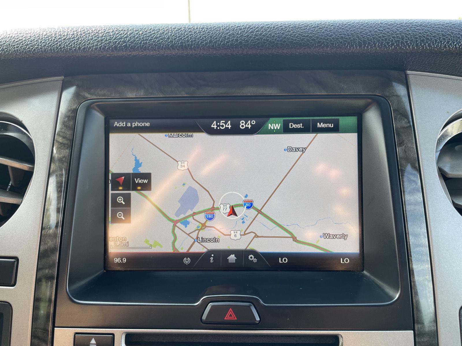 Vehicle photo 25