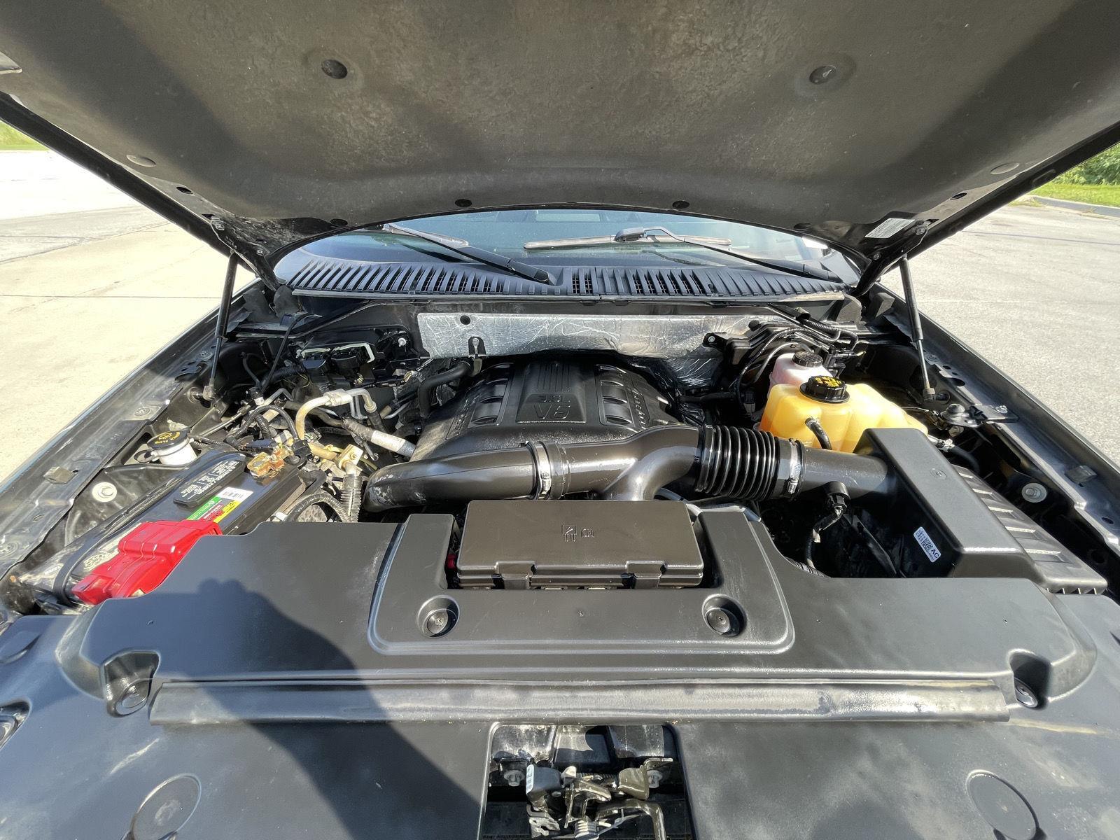 Vehicle photo 35