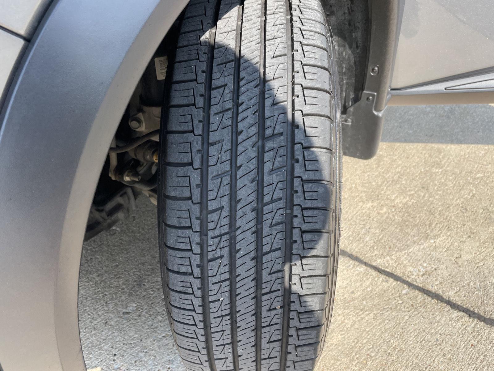 Vehicle photo 11
