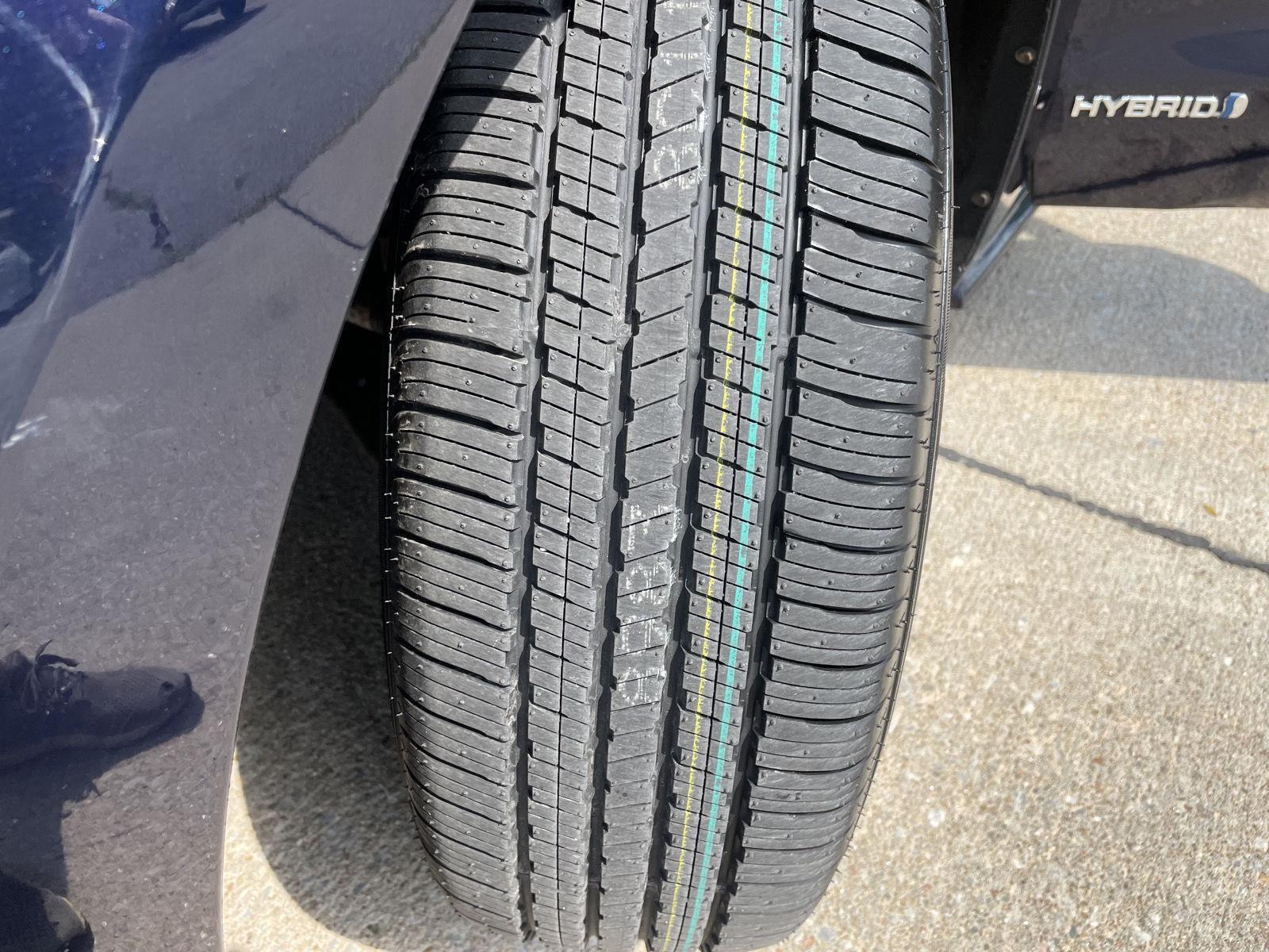 Vehicle photo 11