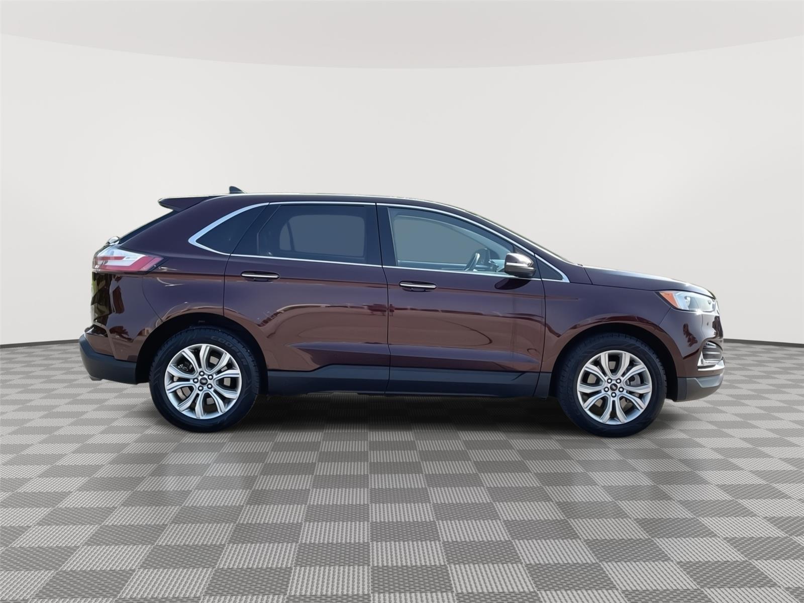 Vehicle photo 6