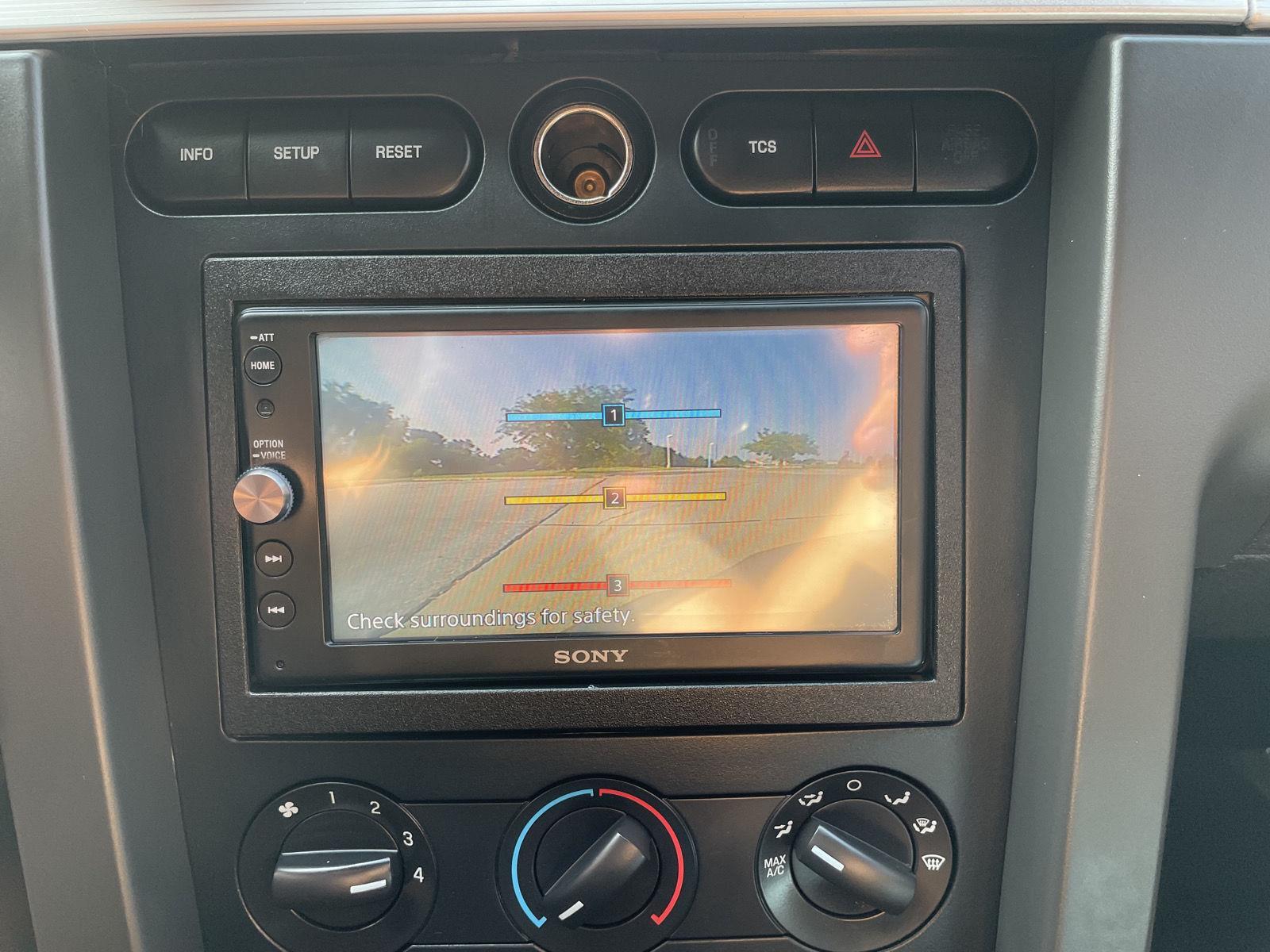 Vehicle photo 22