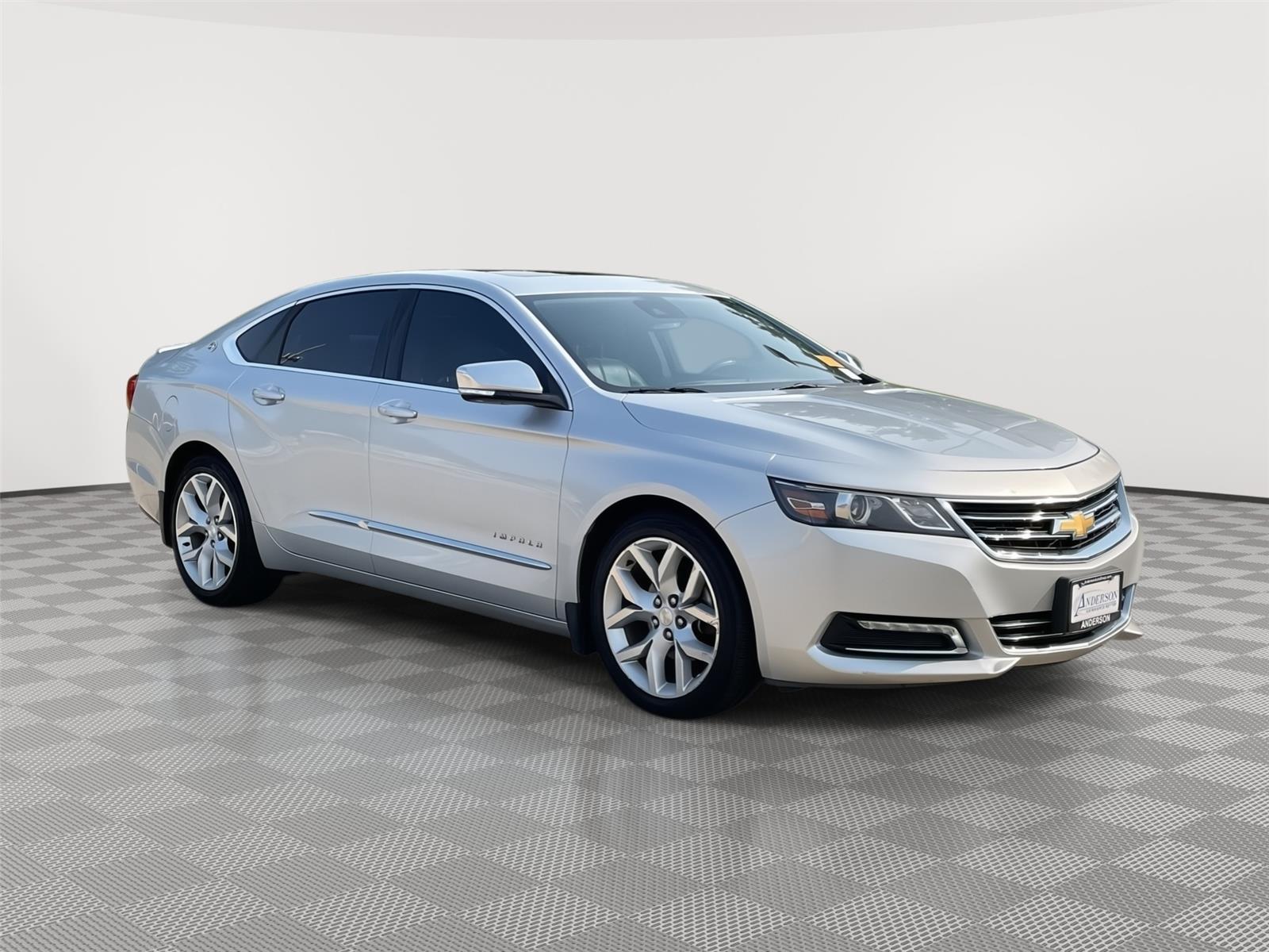 Vehicle photo 5