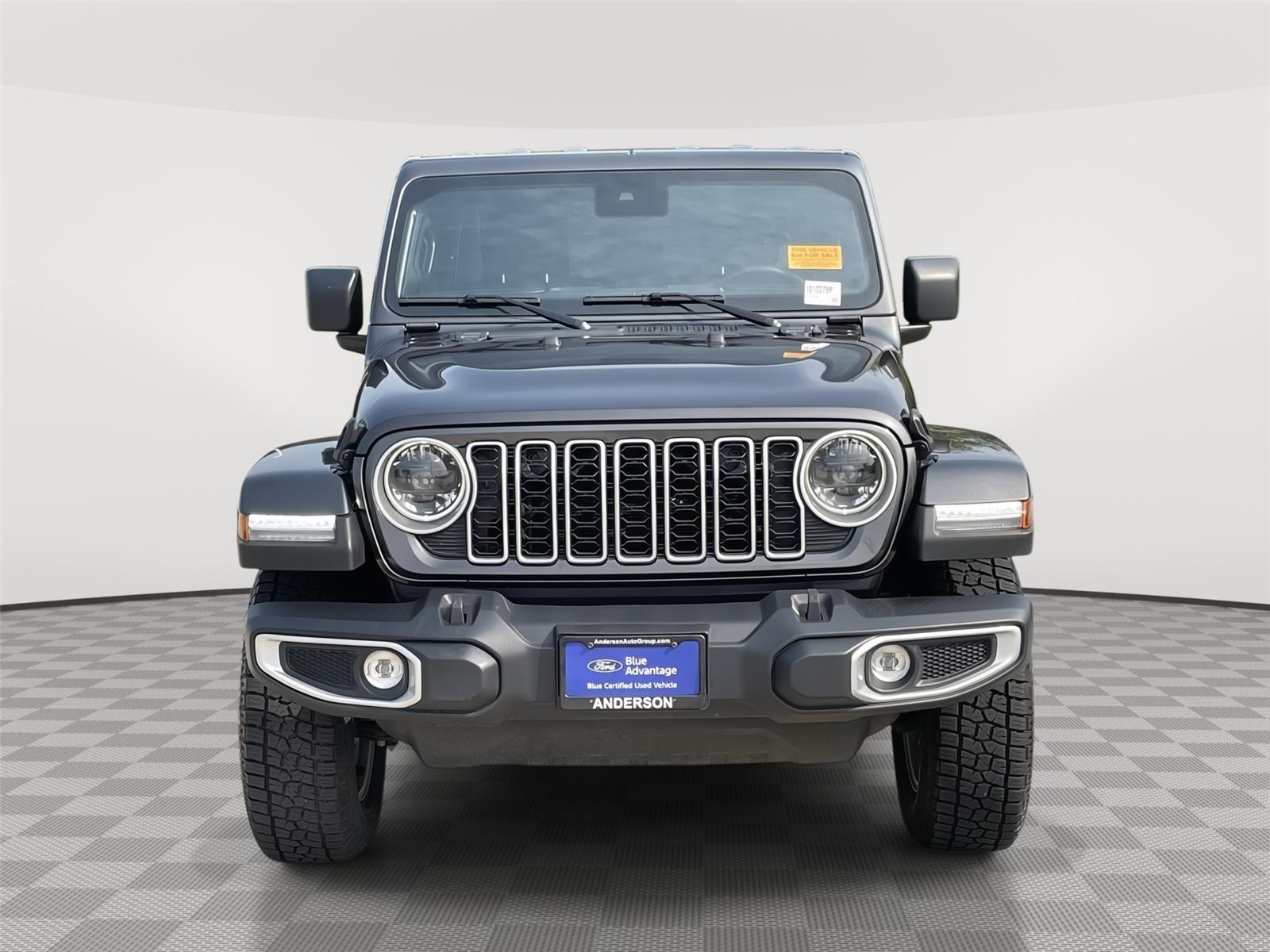 Vehicle photo 4