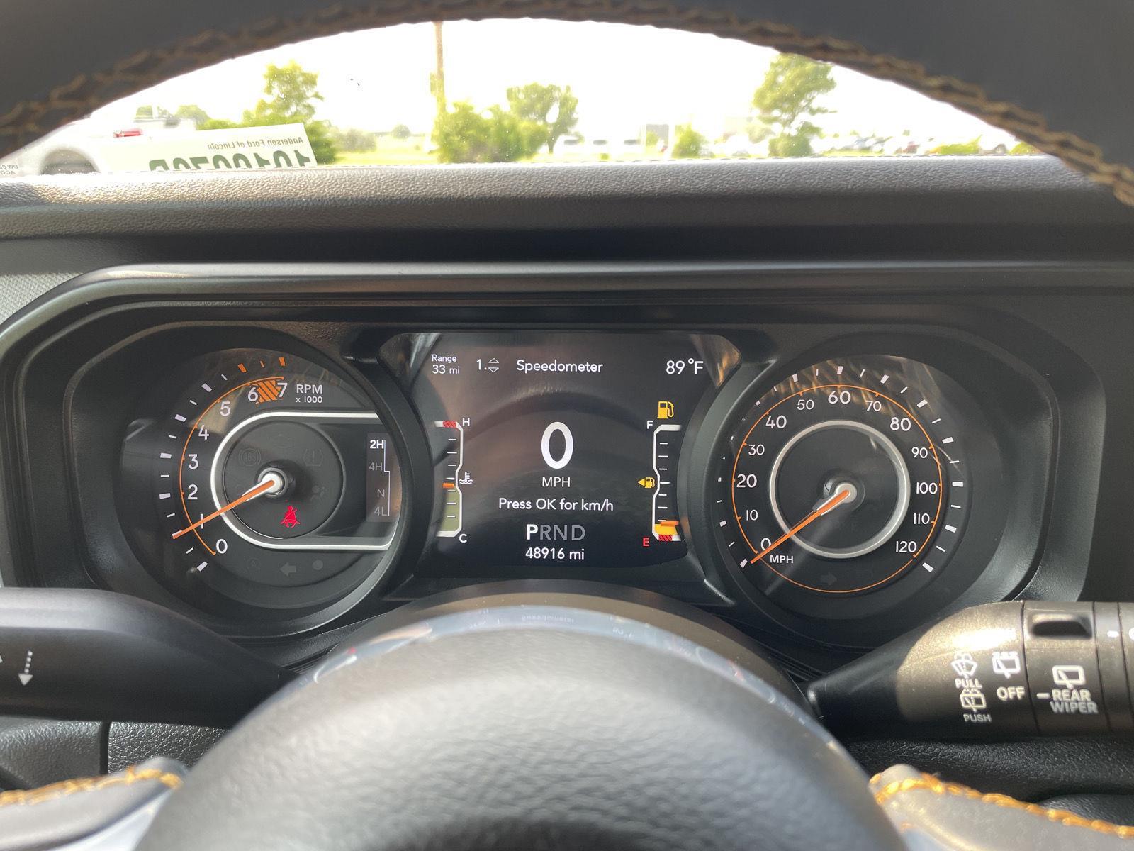 Vehicle photo 15