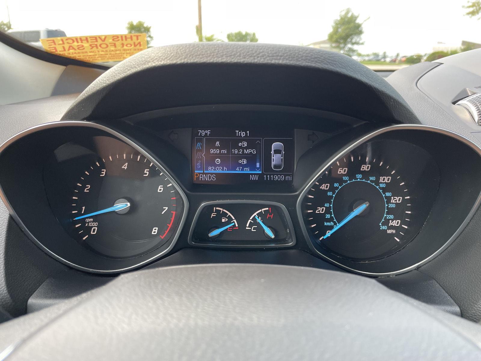 Vehicle photo 15