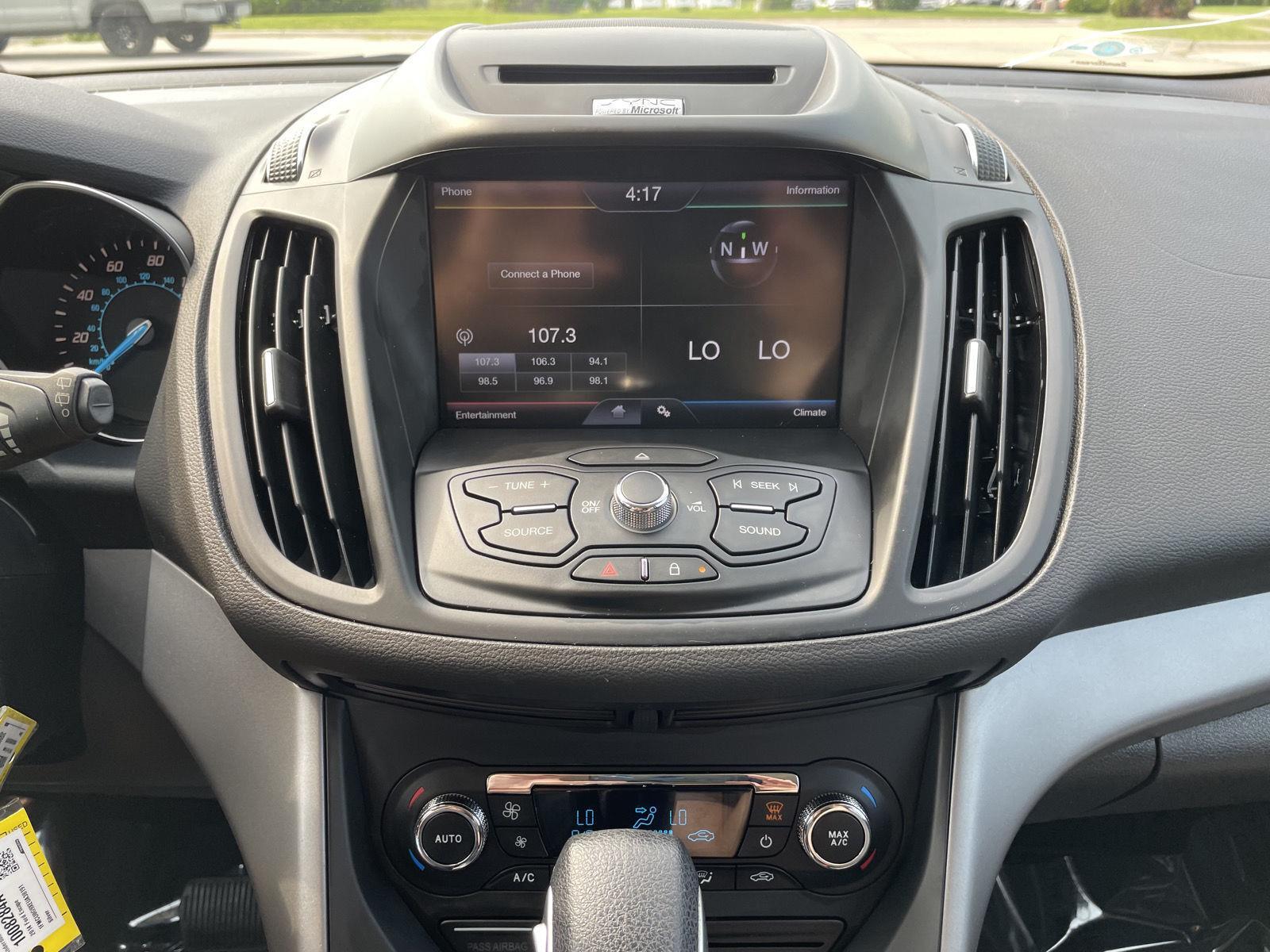 Vehicle photo 22