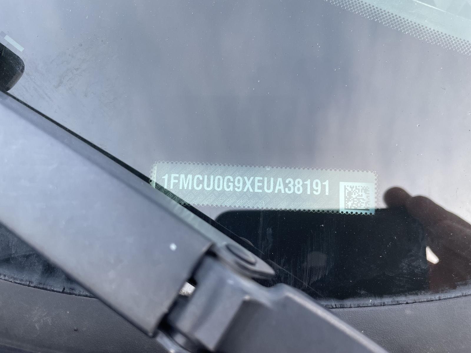 Vehicle photo 31