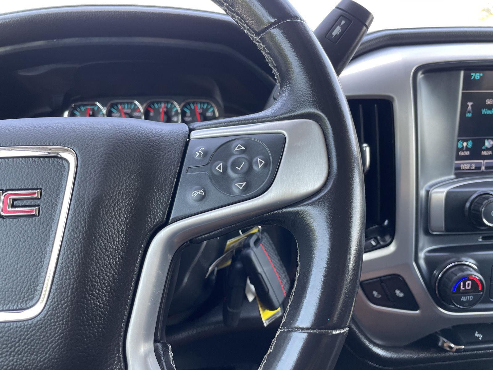 Vehicle photo 14