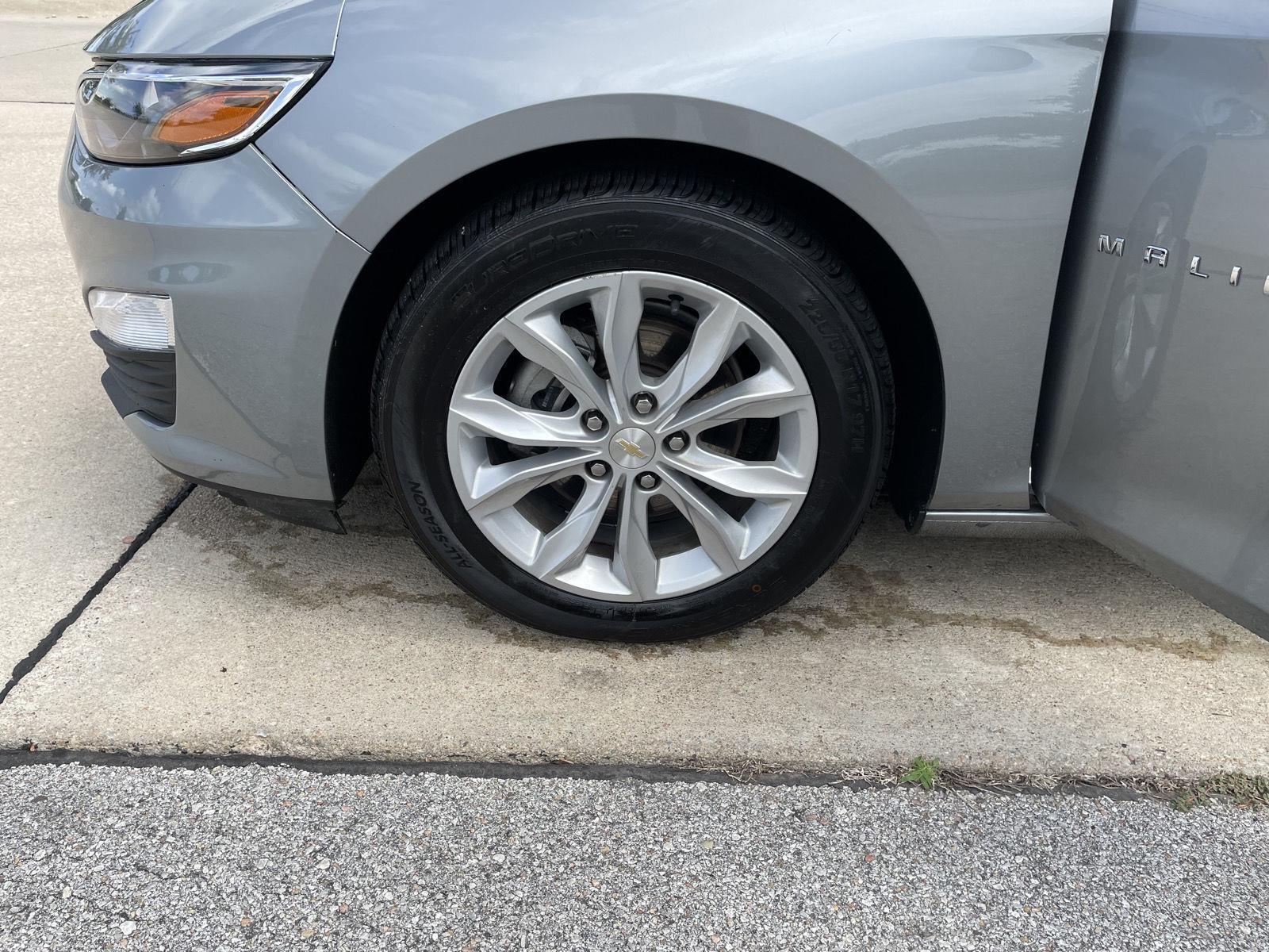 Vehicle photo 10