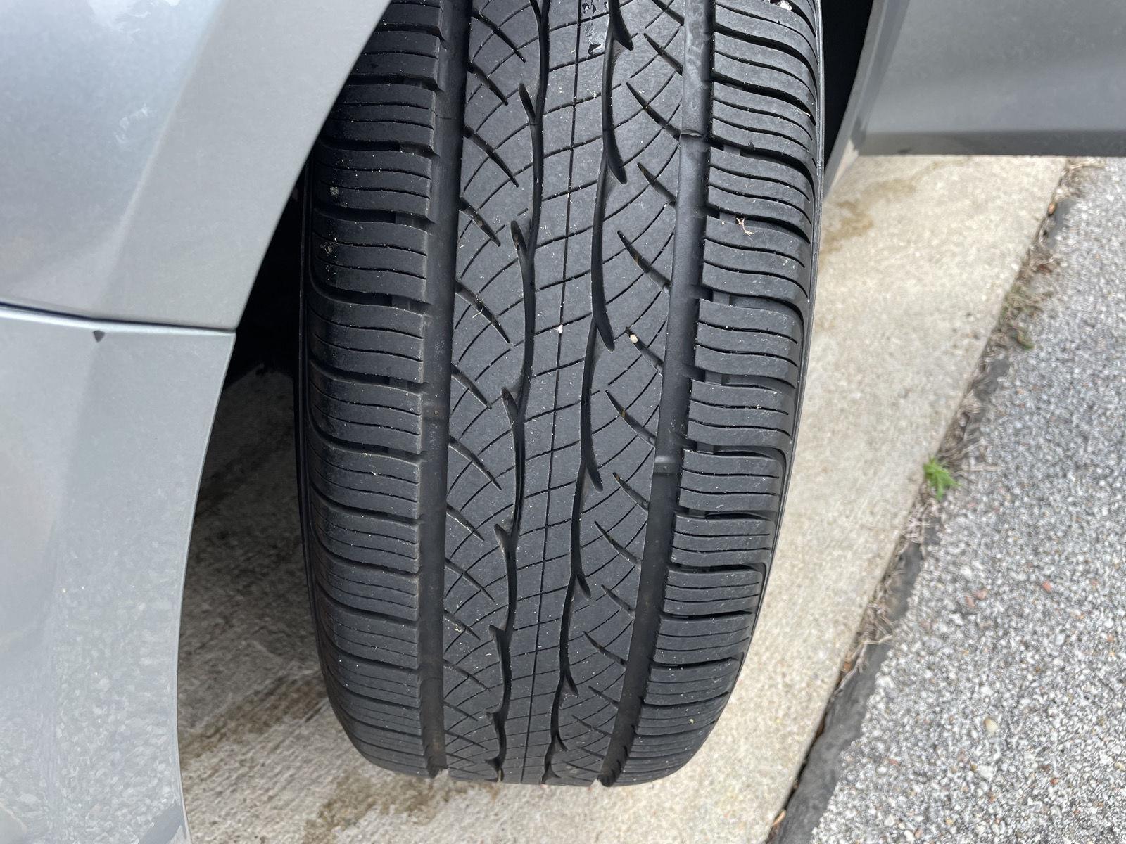 Vehicle photo 11