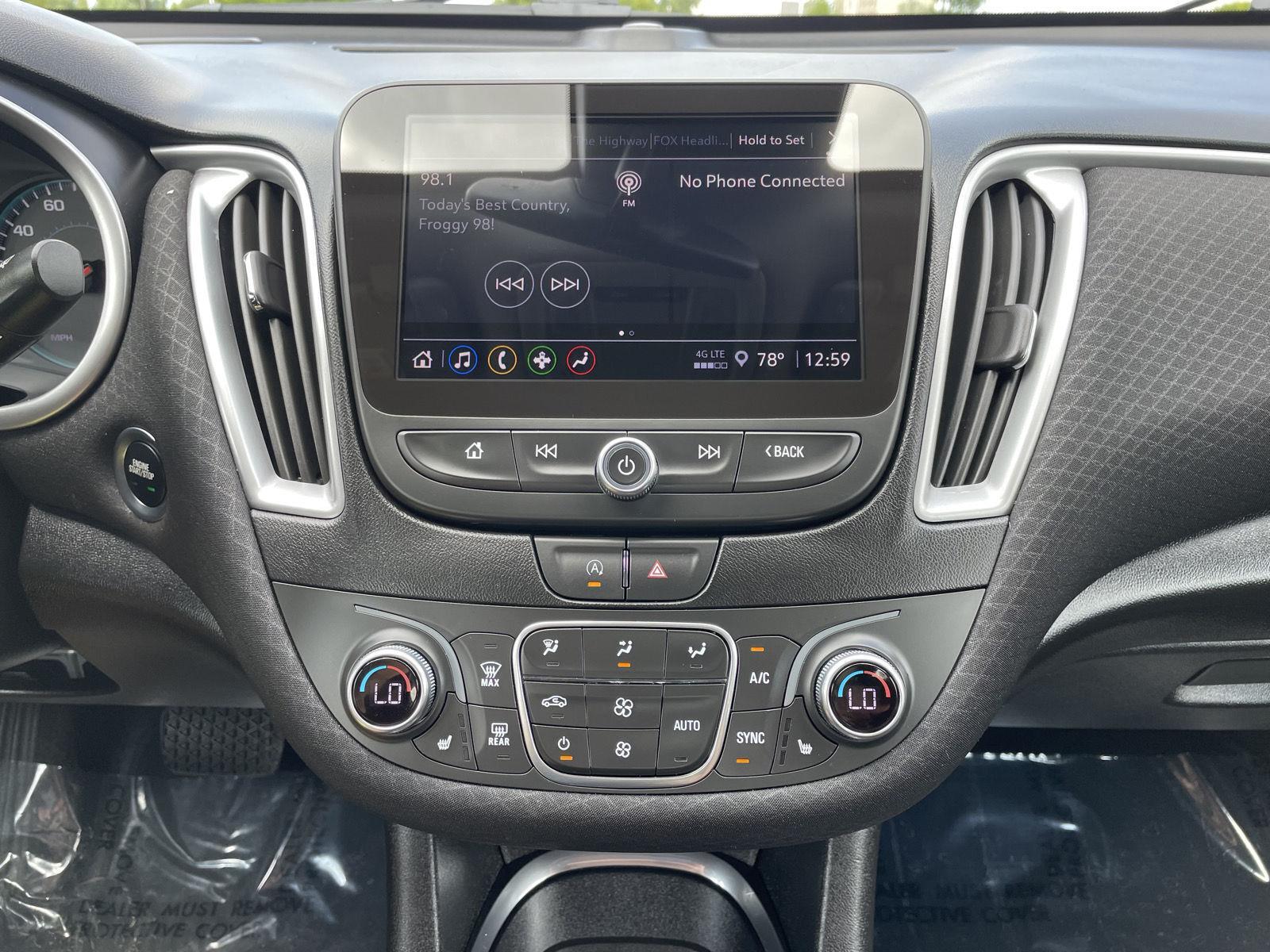 Vehicle photo 22