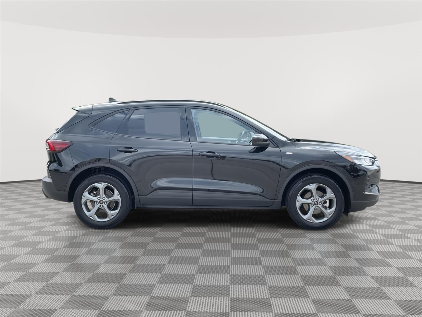 Vehicle photo 6