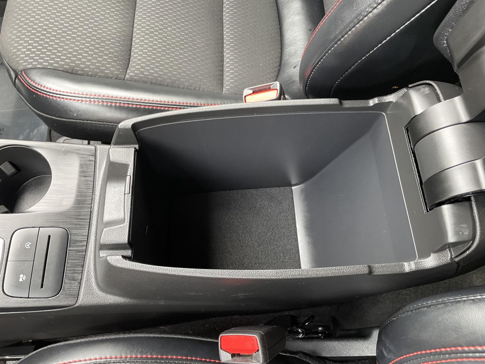 Vehicle photo 31