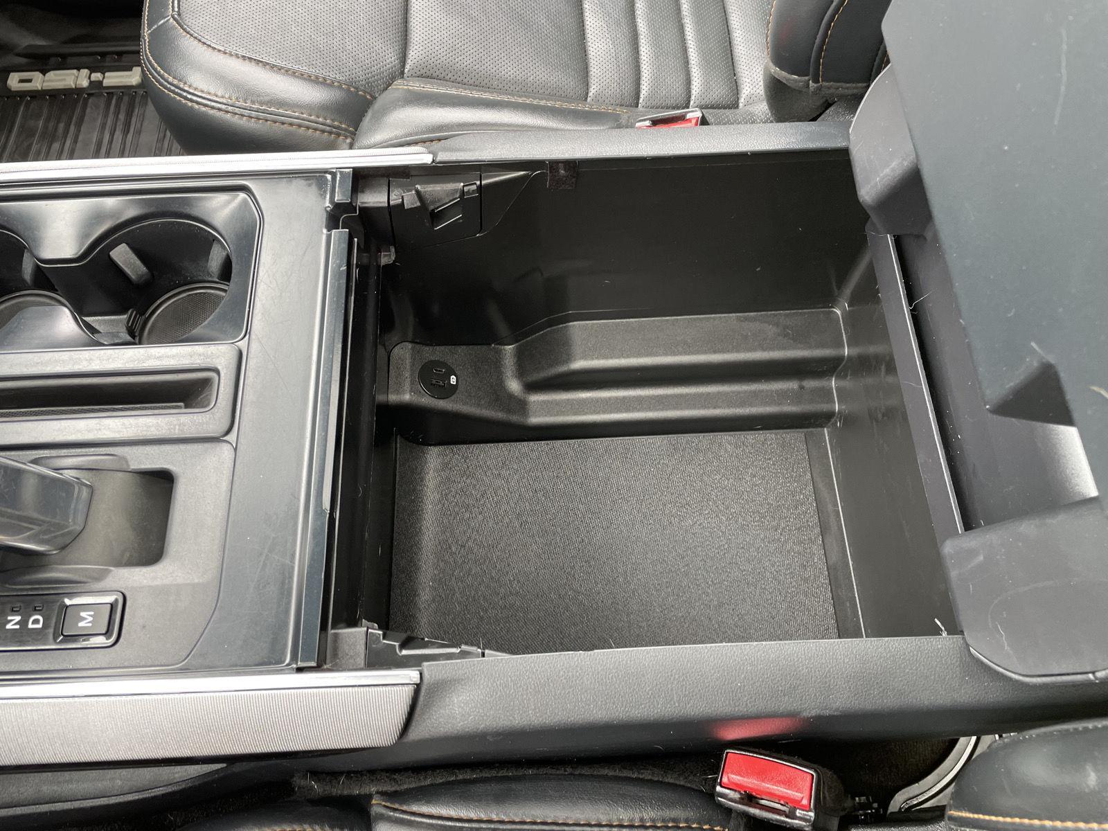 Vehicle photo 38