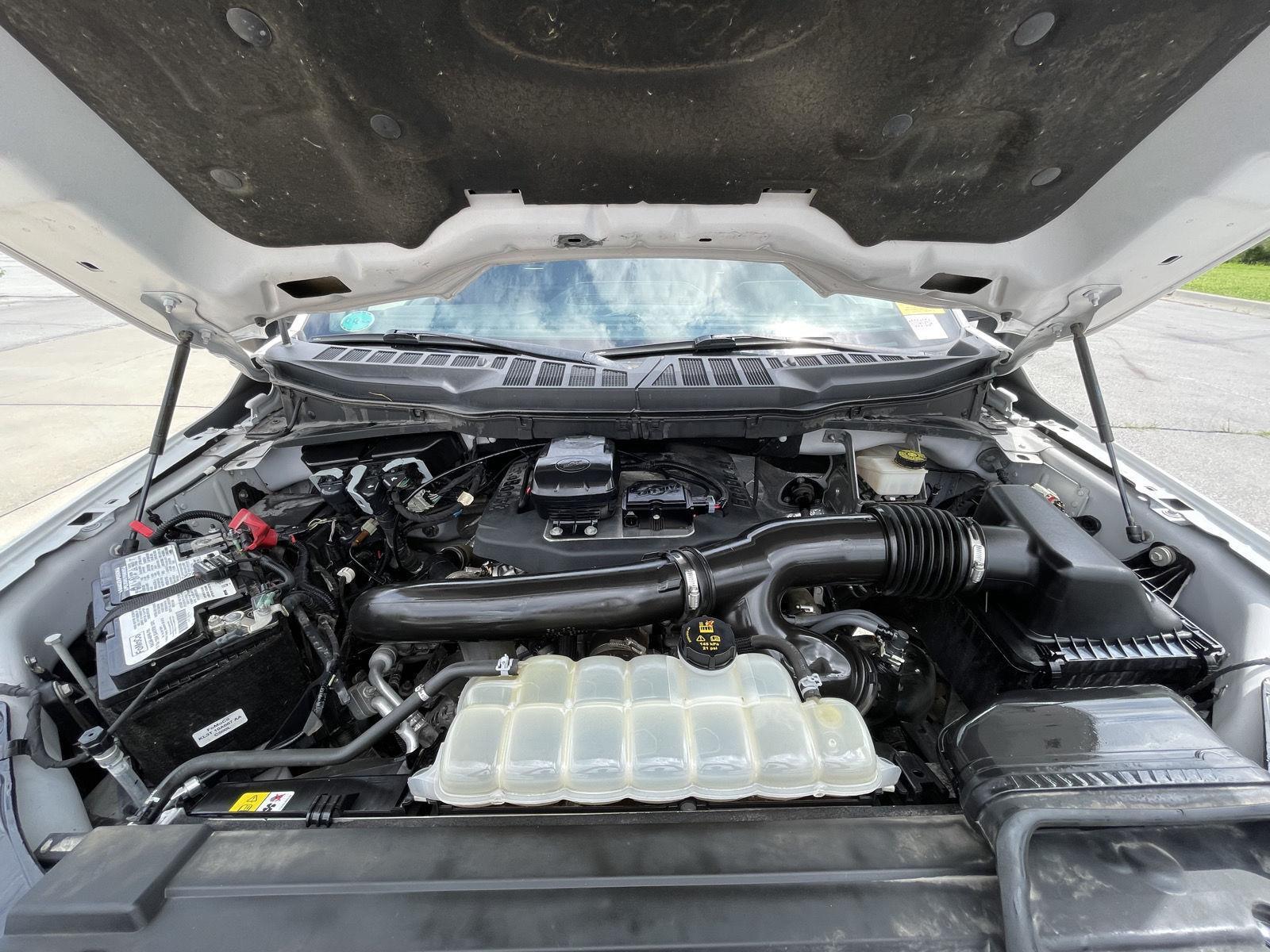 Vehicle photo 41