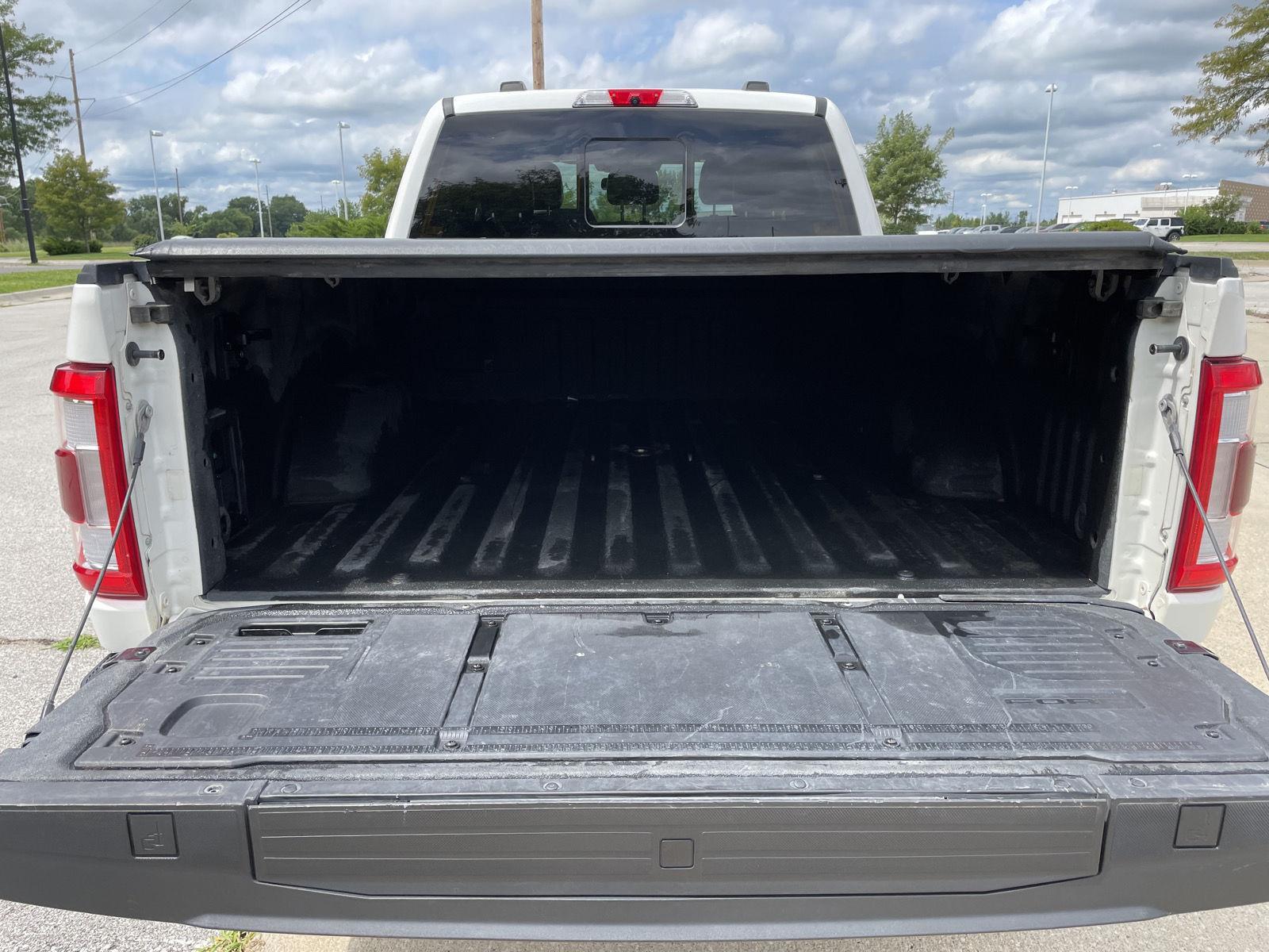 Vehicle photo 42