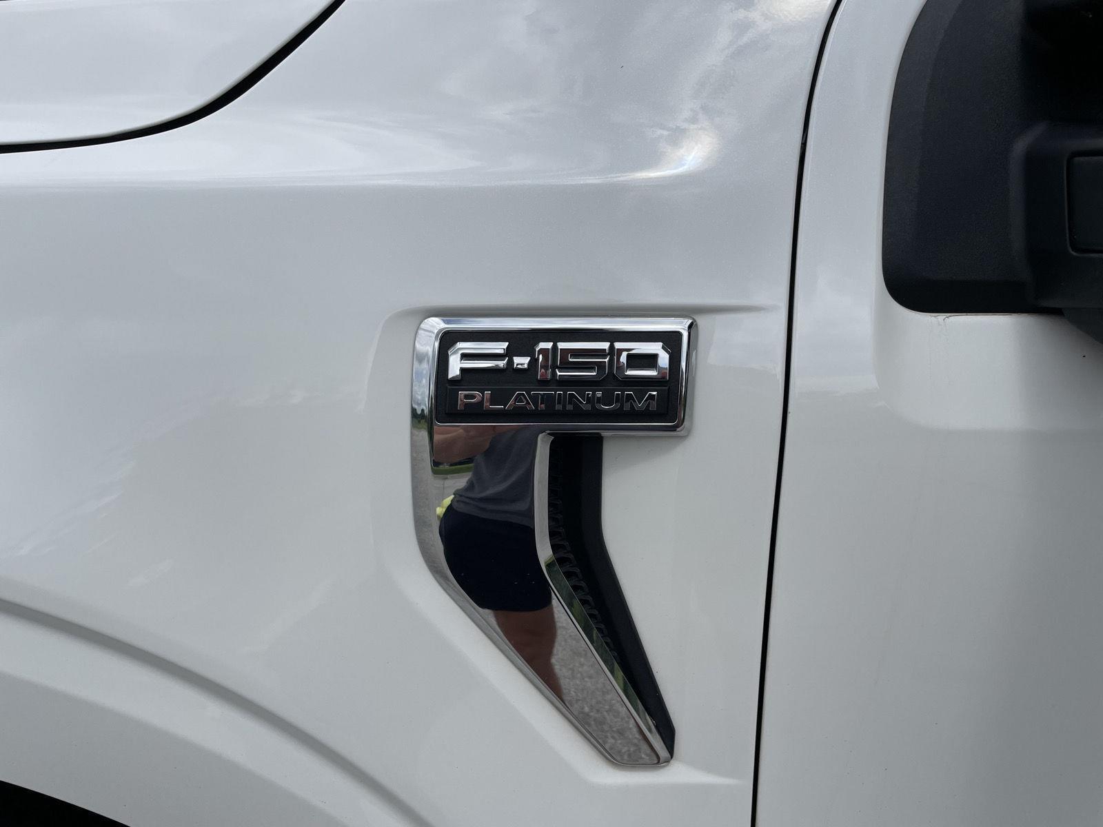 Vehicle photo 44