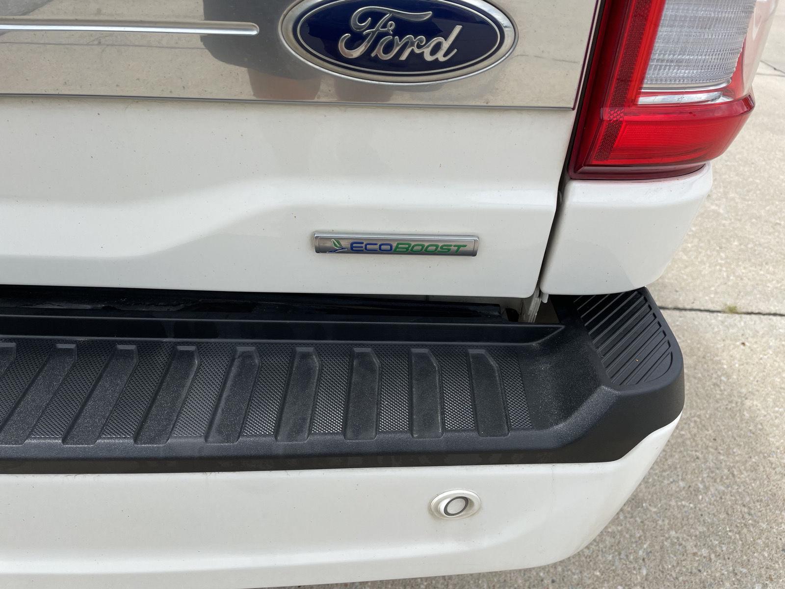 Vehicle photo 45