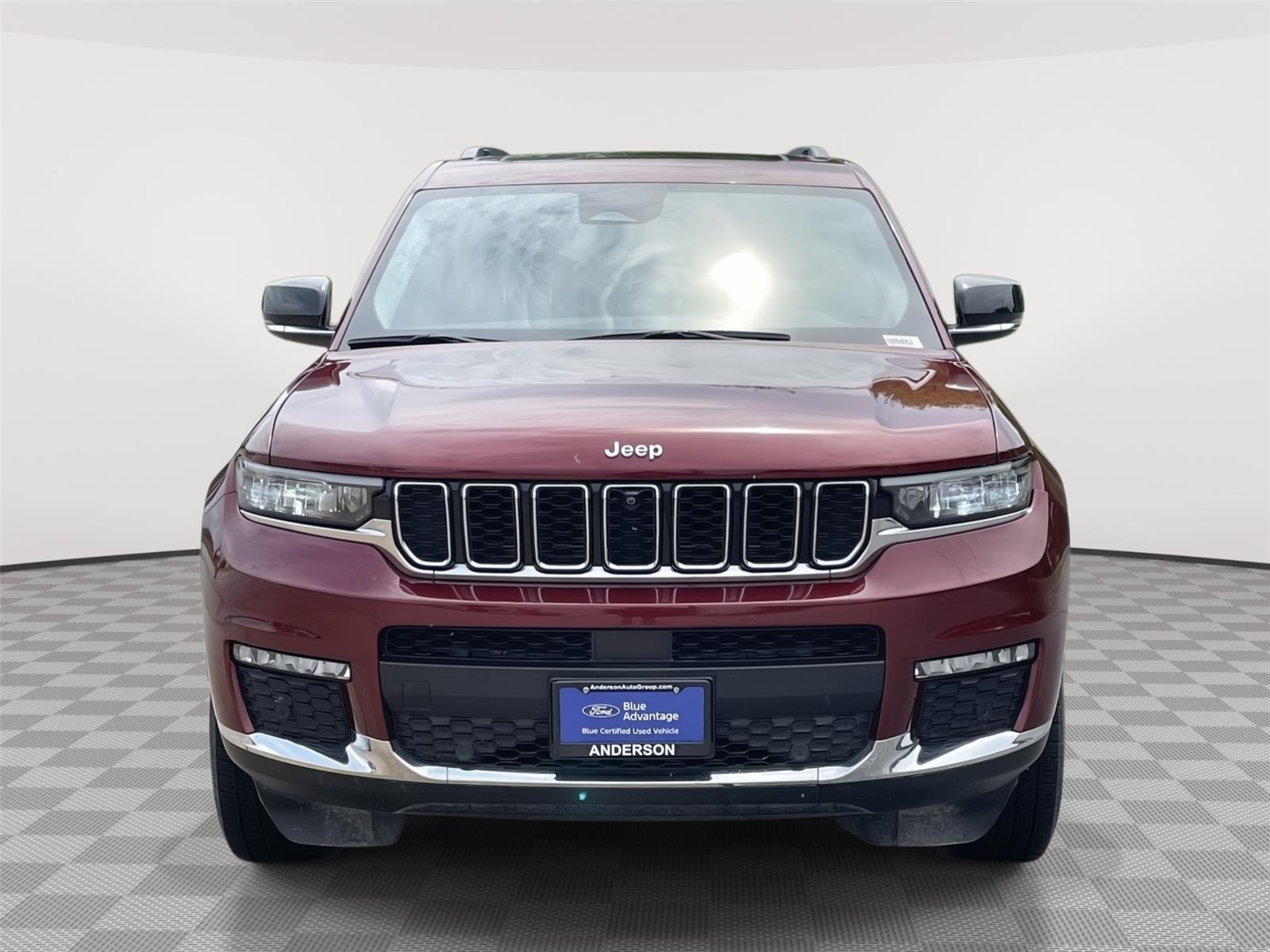 Vehicle photo 4
