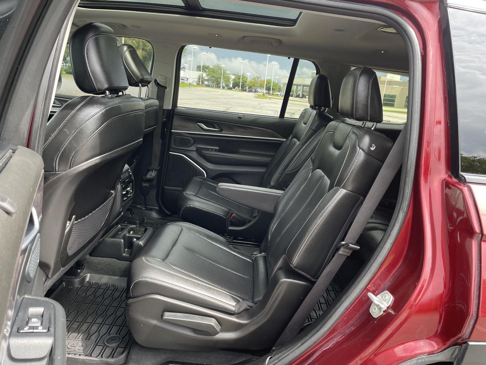Vehicle photo 20